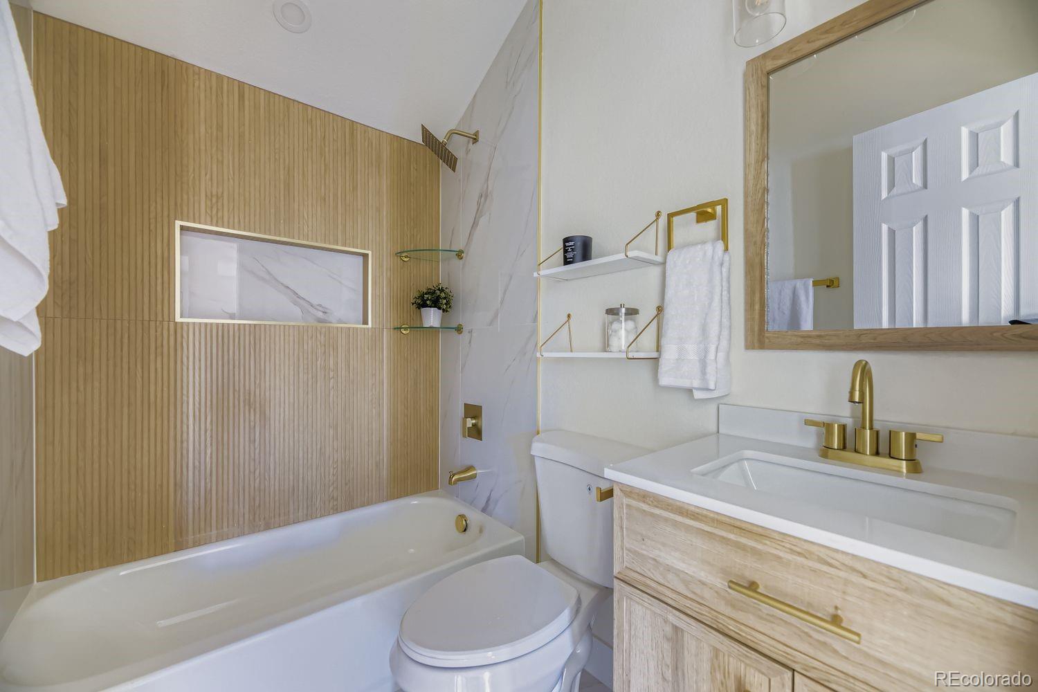 MLS Image #13 for 634 s hazel street,denver, Colorado