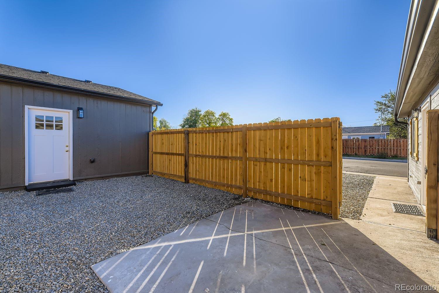 MLS Image #15 for 634 s hazel street,denver, Colorado
