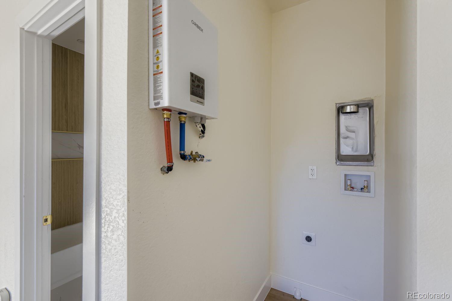MLS Image #17 for 634 s hazel street,denver, Colorado