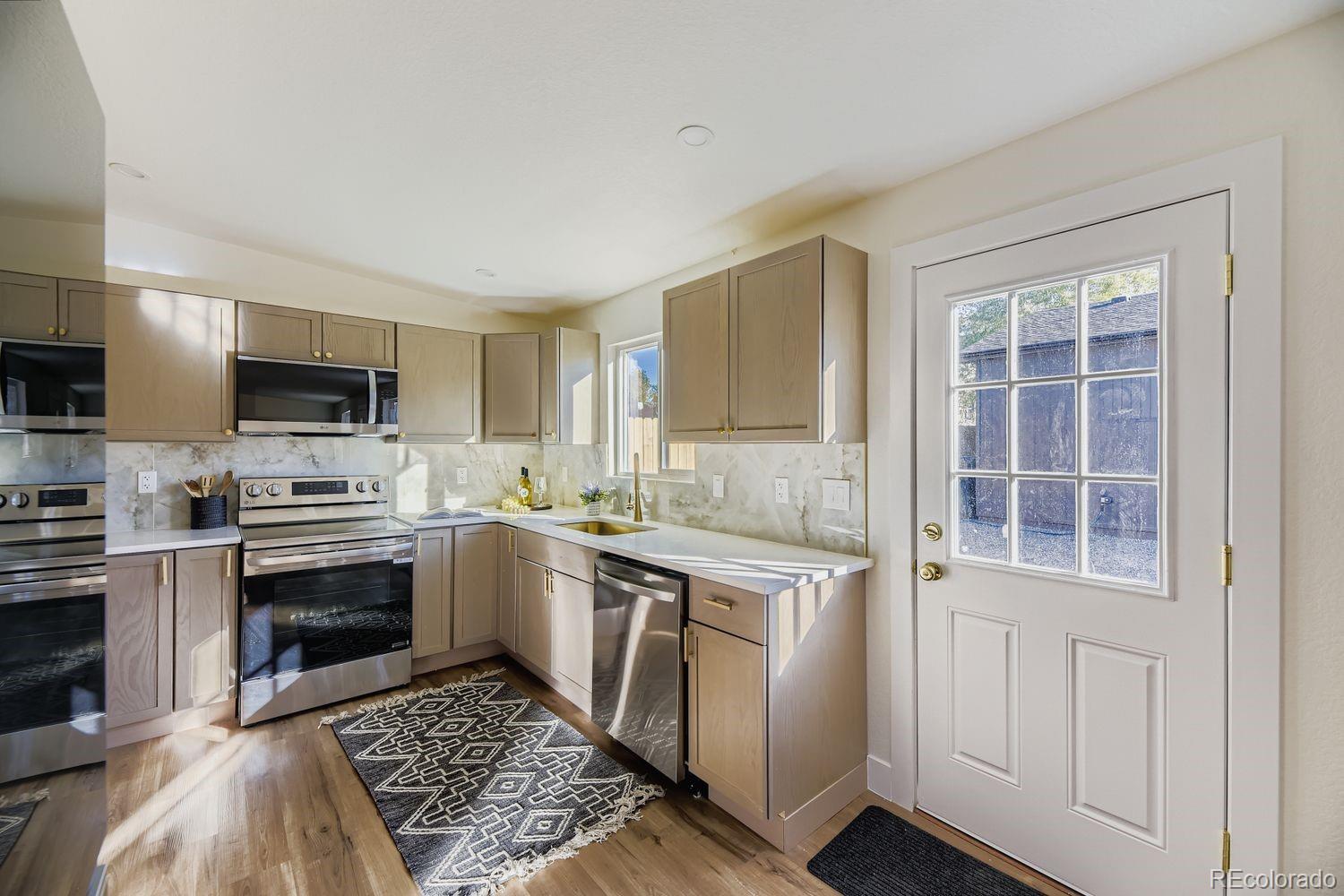 MLS Image #5 for 634 s hazel street,denver, Colorado