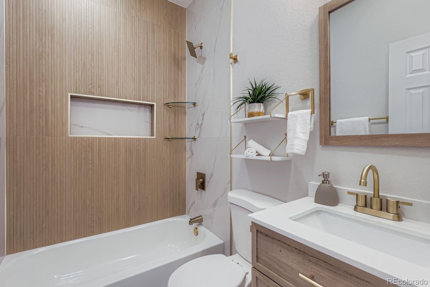 MLS Image #14 for 1450  joliet street,aurora, Colorado