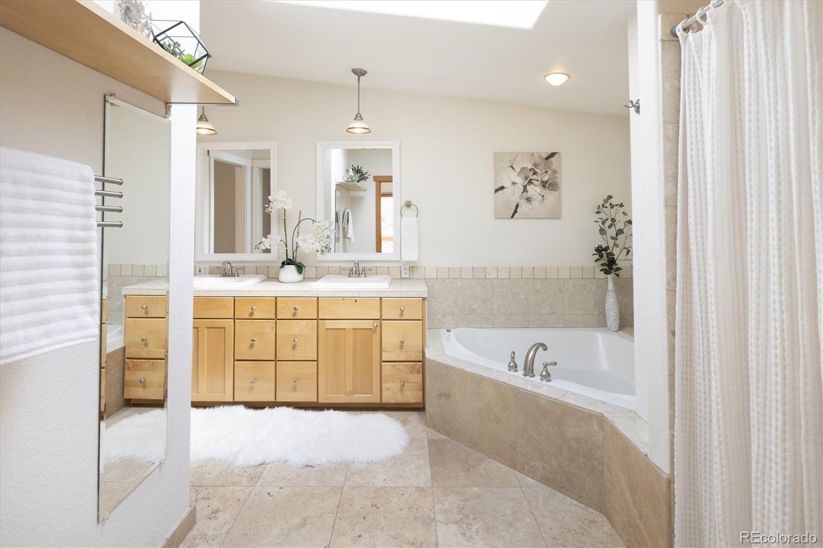 MLS Image #21 for 1835 s milwaukee street,denver, Colorado