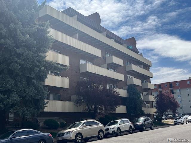 MLS Image #27 for 4110  hale parkway,denver, Colorado