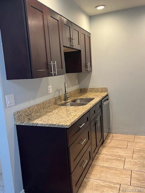 MLS Image #7 for 4110  hale parkway,denver, Colorado