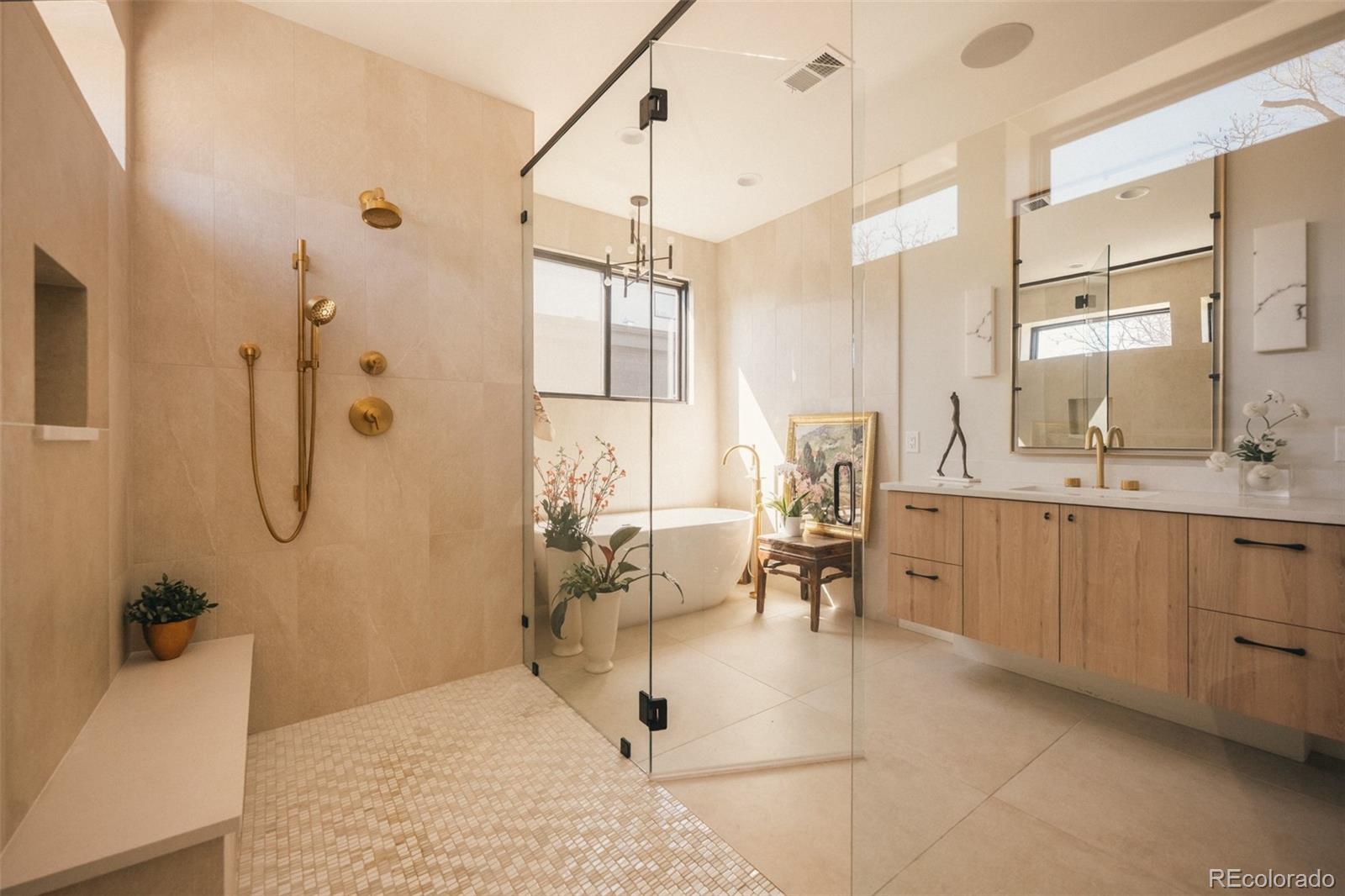 MLS Image #19 for 1130 s cook street,denver, Colorado