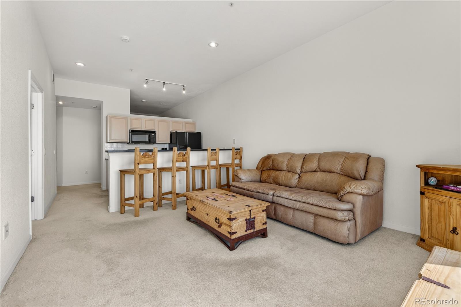 MLS Image #7 for 15475  andrews drive,denver, Colorado