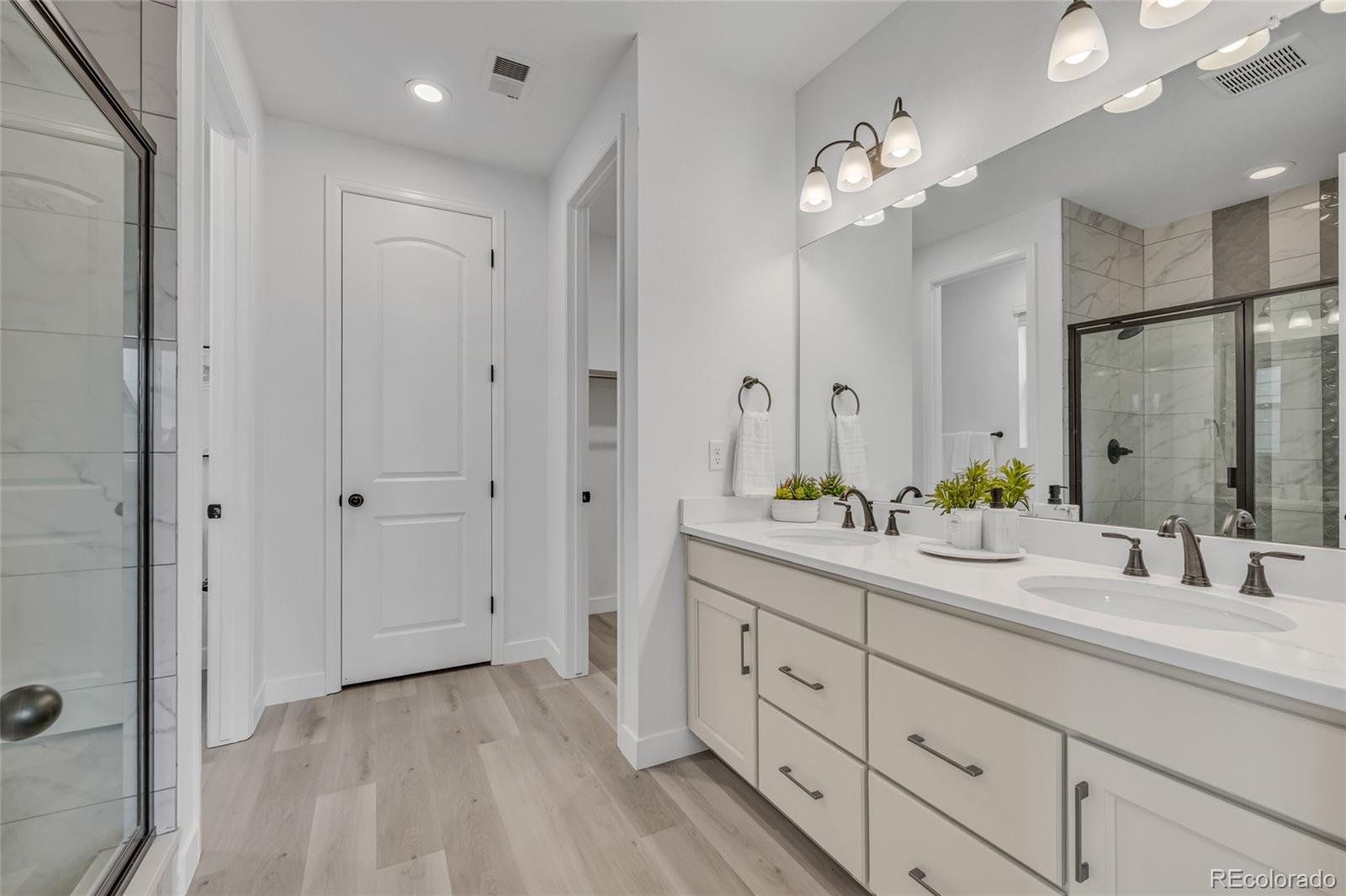 MLS Image #17 for 180 n edge cliff street,castle rock, Colorado