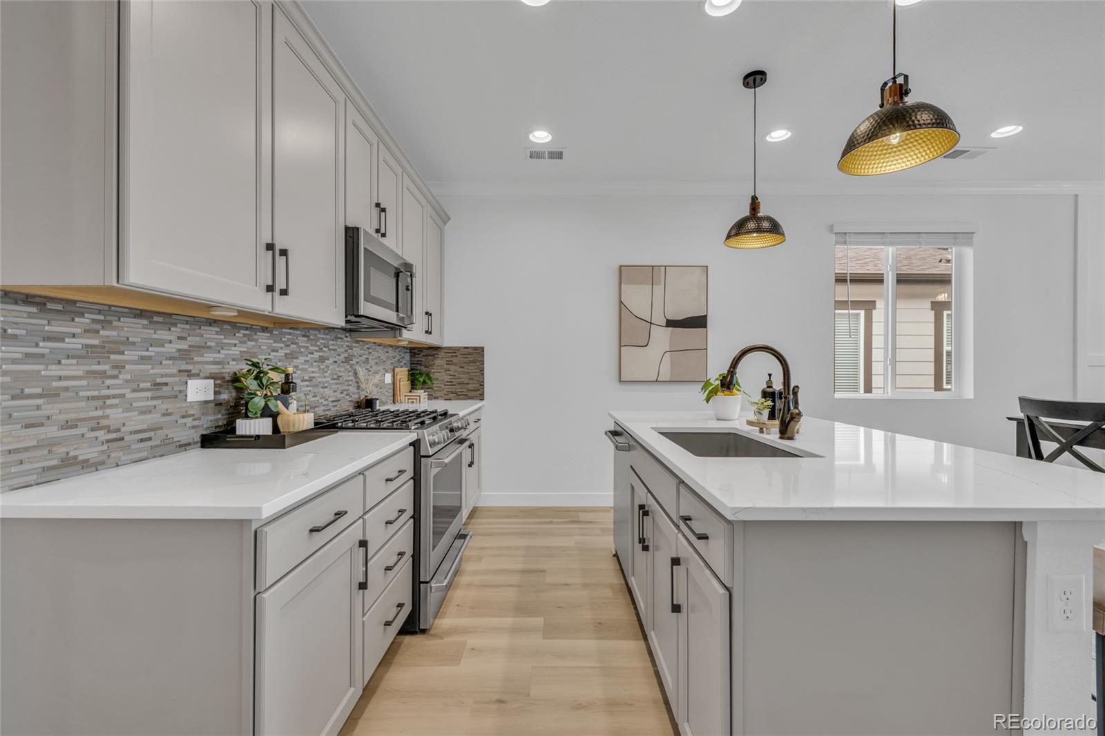 MLS Image #9 for 180 n edge cliff street,castle rock, Colorado