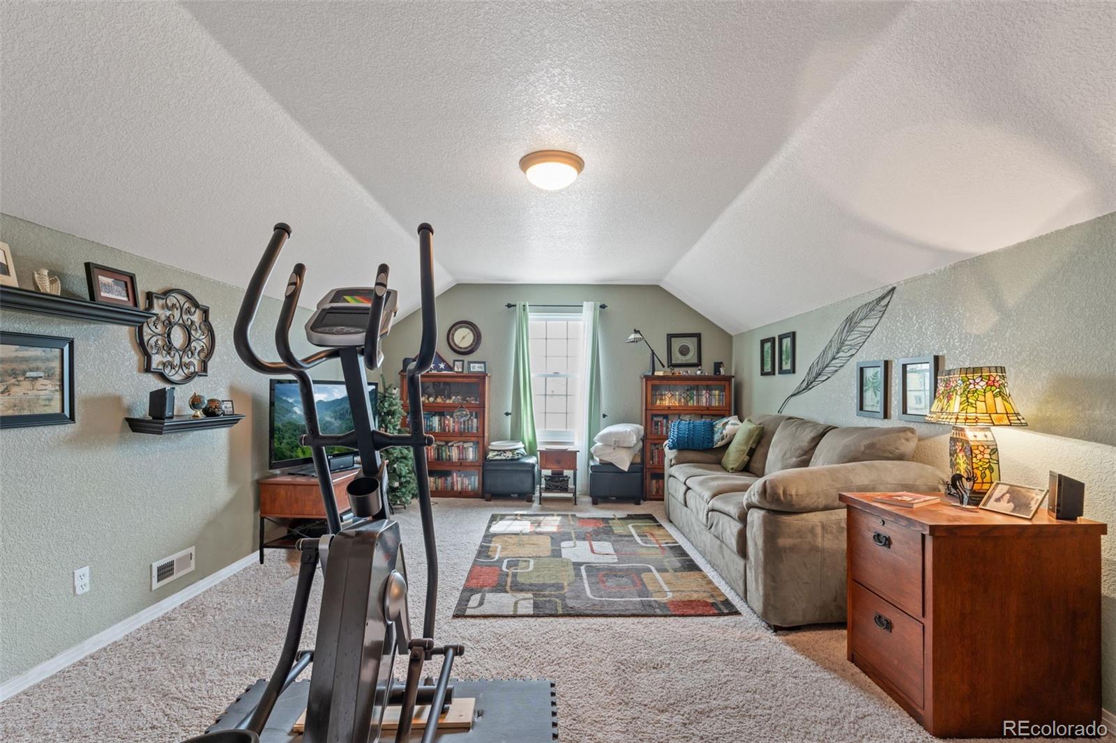 MLS Image #26 for 979  pinehurst court,bennett, Colorado