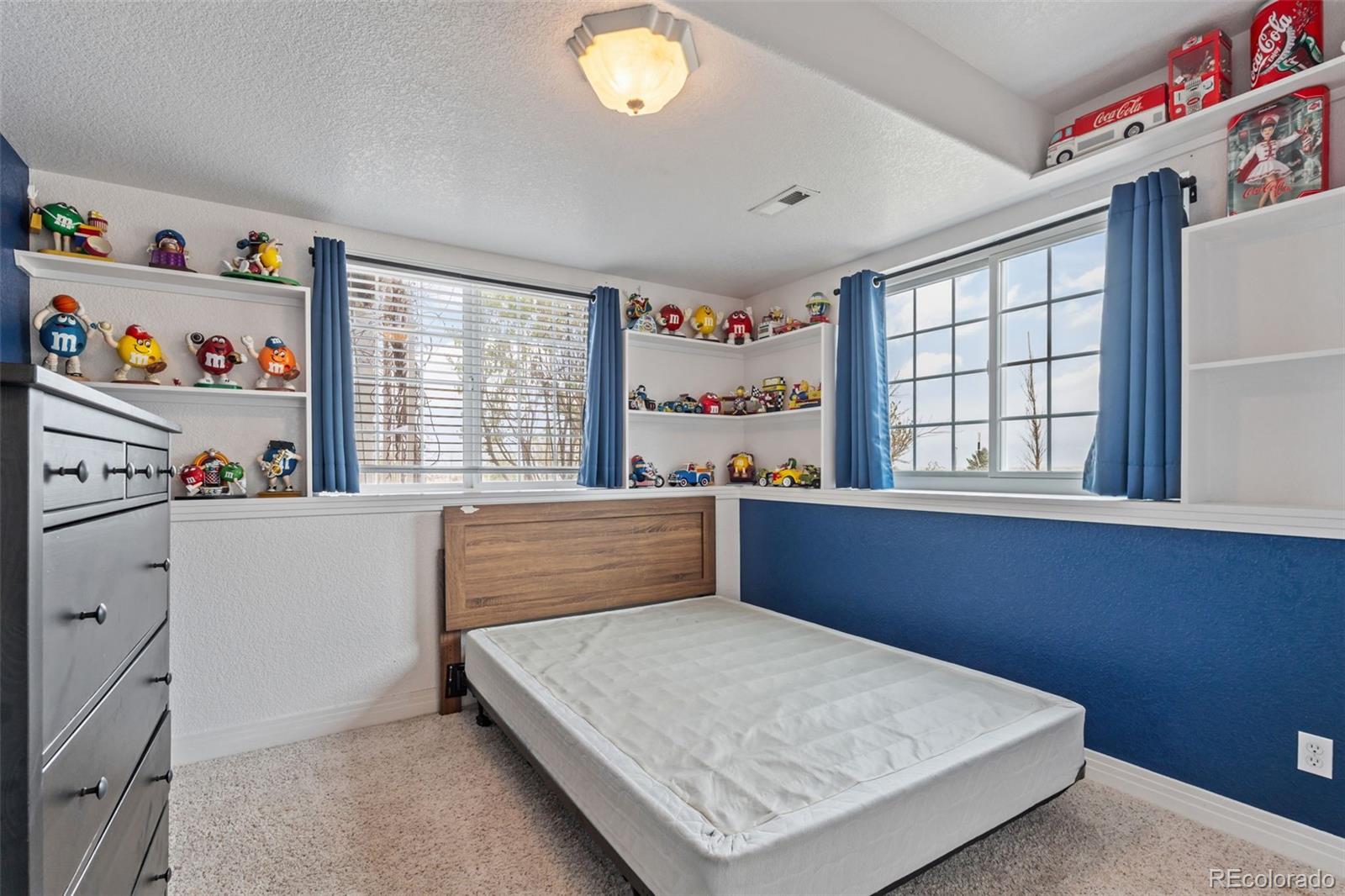 MLS Image #31 for 979  pinehurst court,bennett, Colorado