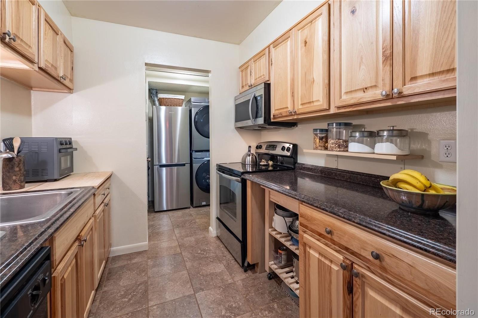 MLS Image #8 for 7995 e mississippi avenue,denver, Colorado