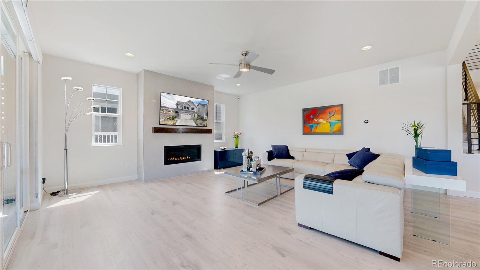 MLS Image #10 for 27615 e geddes place,aurora, Colorado