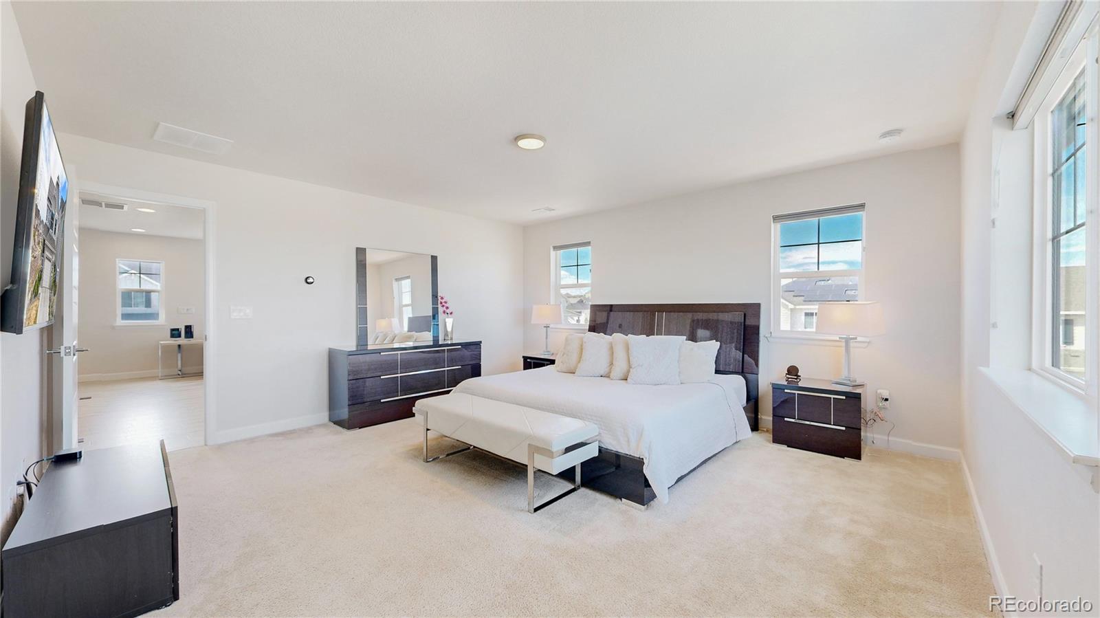 MLS Image #17 for 27615 e geddes place,aurora, Colorado