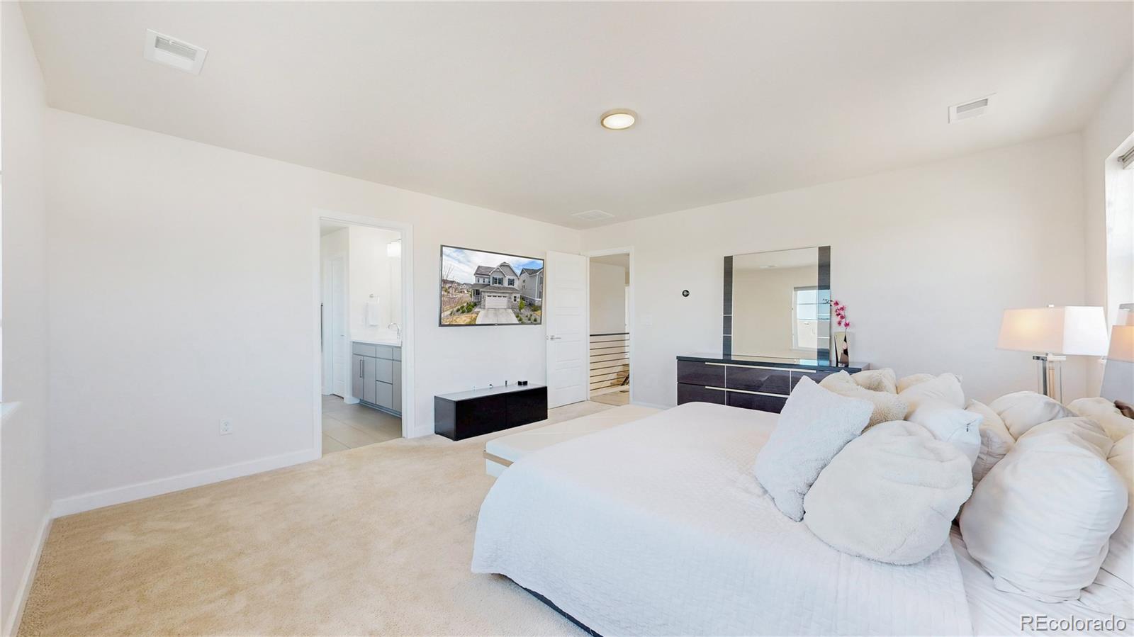 MLS Image #18 for 27615 e geddes place,aurora, Colorado
