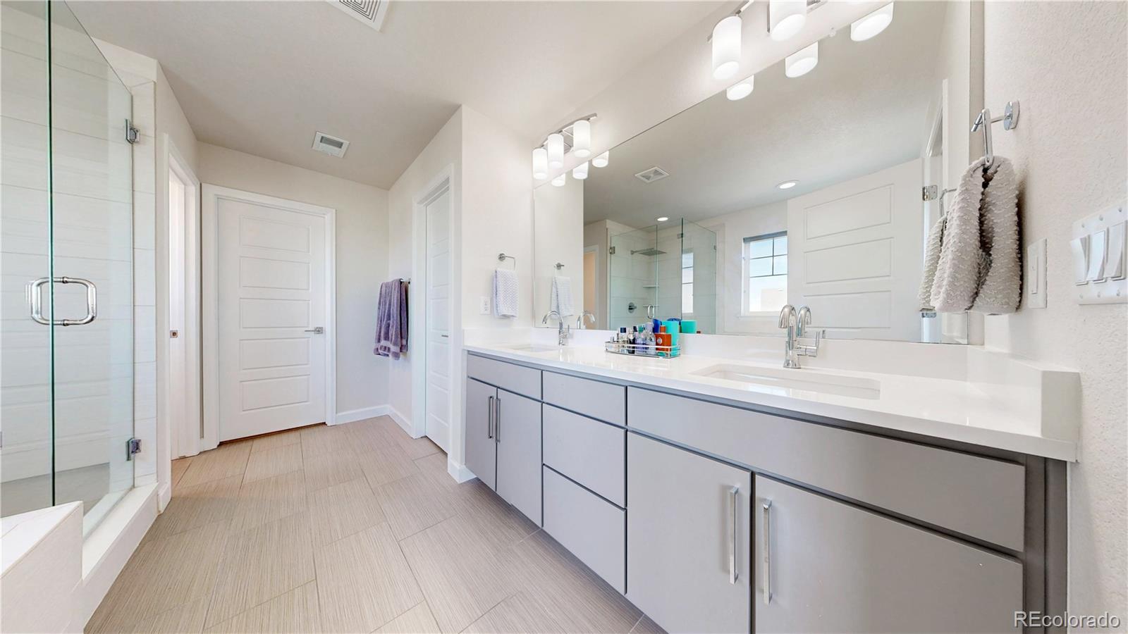MLS Image #20 for 27615 e geddes place,aurora, Colorado