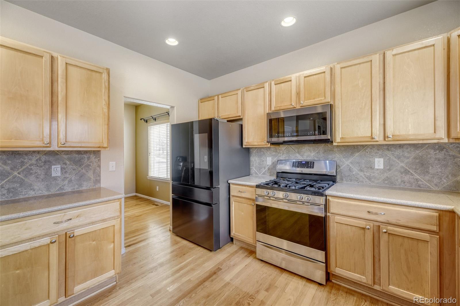 MLS Image #3 for 10093  eagle valley way,highlands ranch, Colorado
