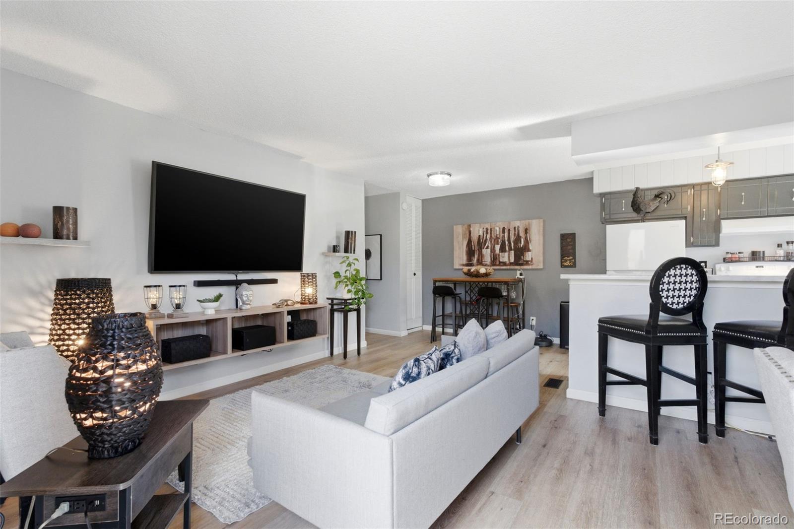 MLS Image #4 for 3355 s flower street,lakewood, Colorado