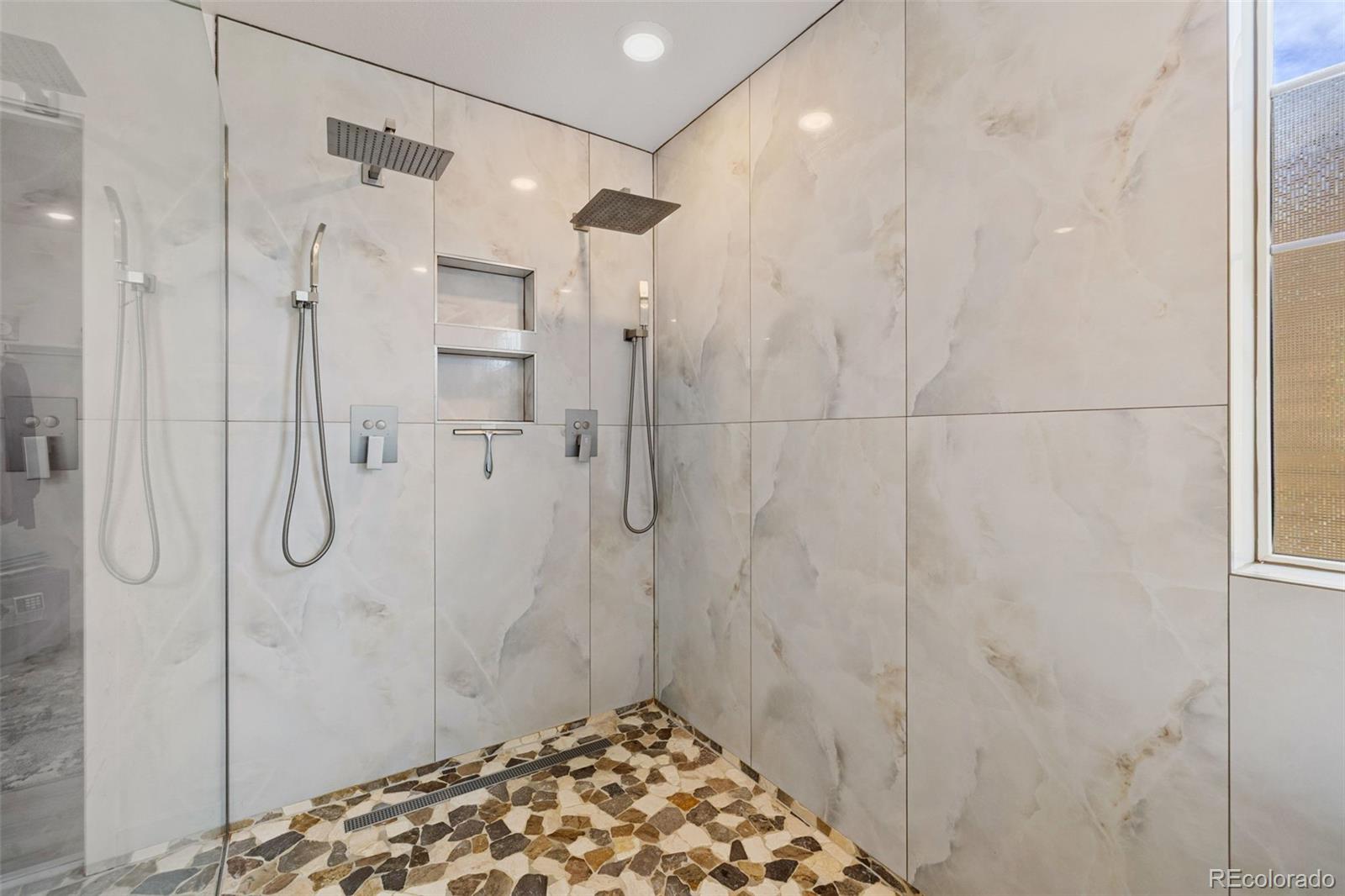 MLS Image #21 for 19615 w 94th avenue,arvada, Colorado