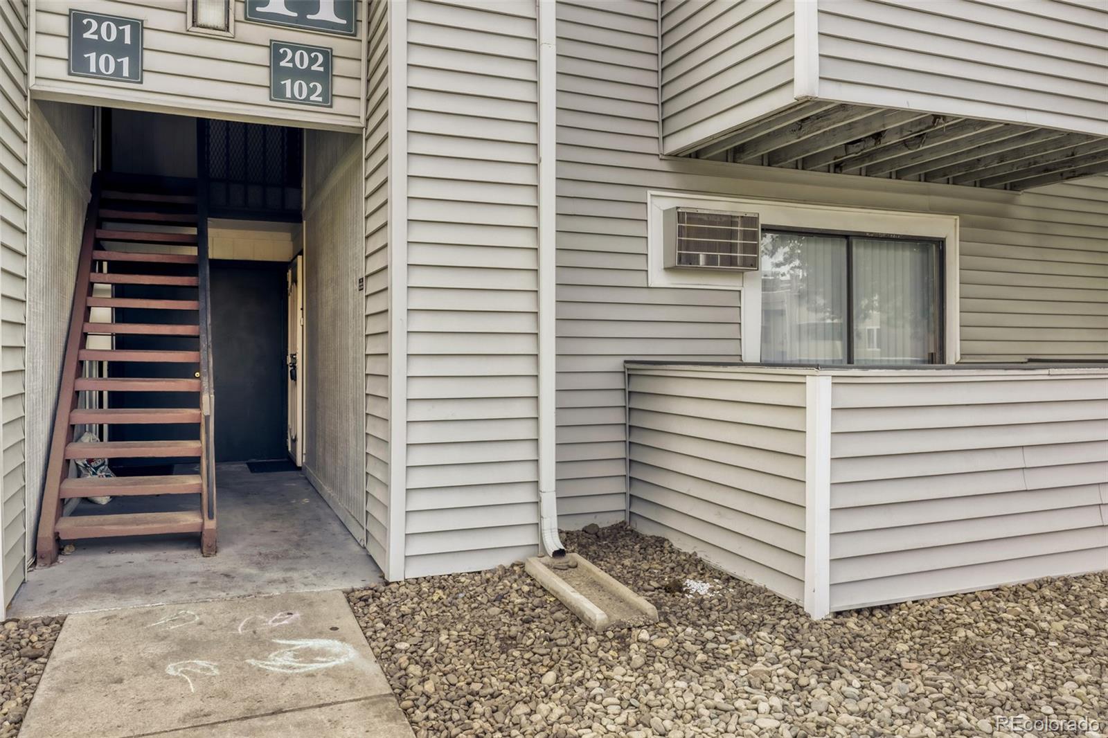 MLS Image #3 for 10150 e virginia avenue,denver, Colorado