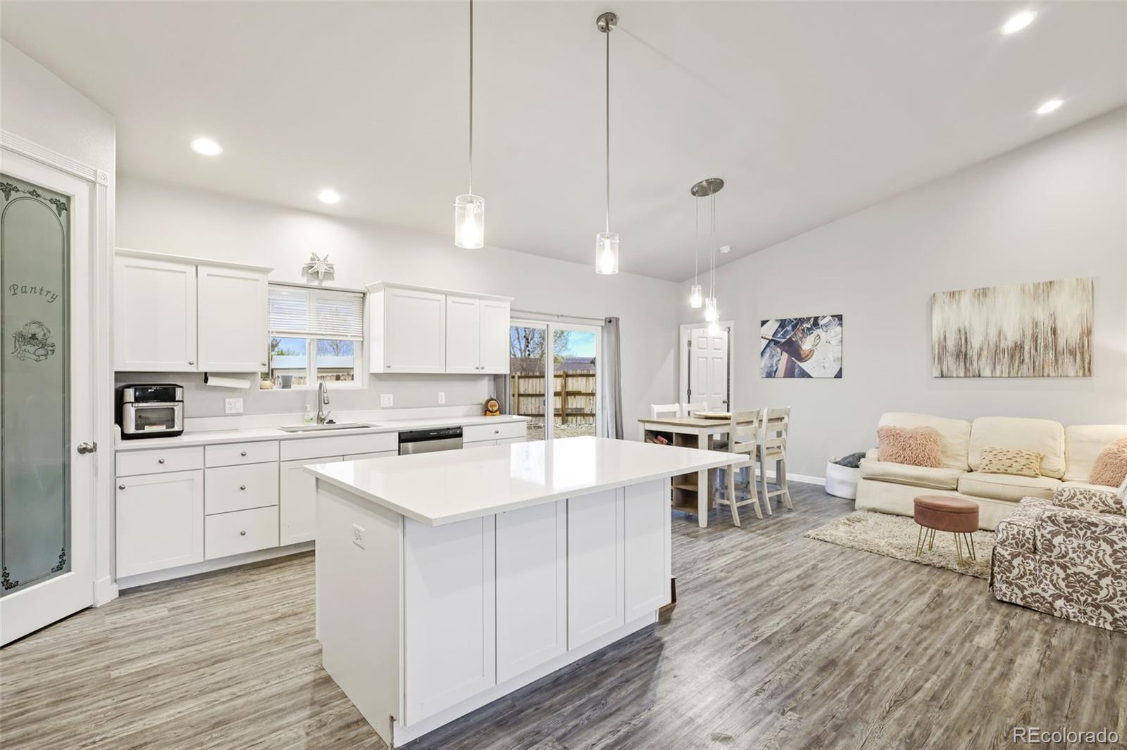 MLS Image #13 for 171 w legend drive,pueblo west, Colorado