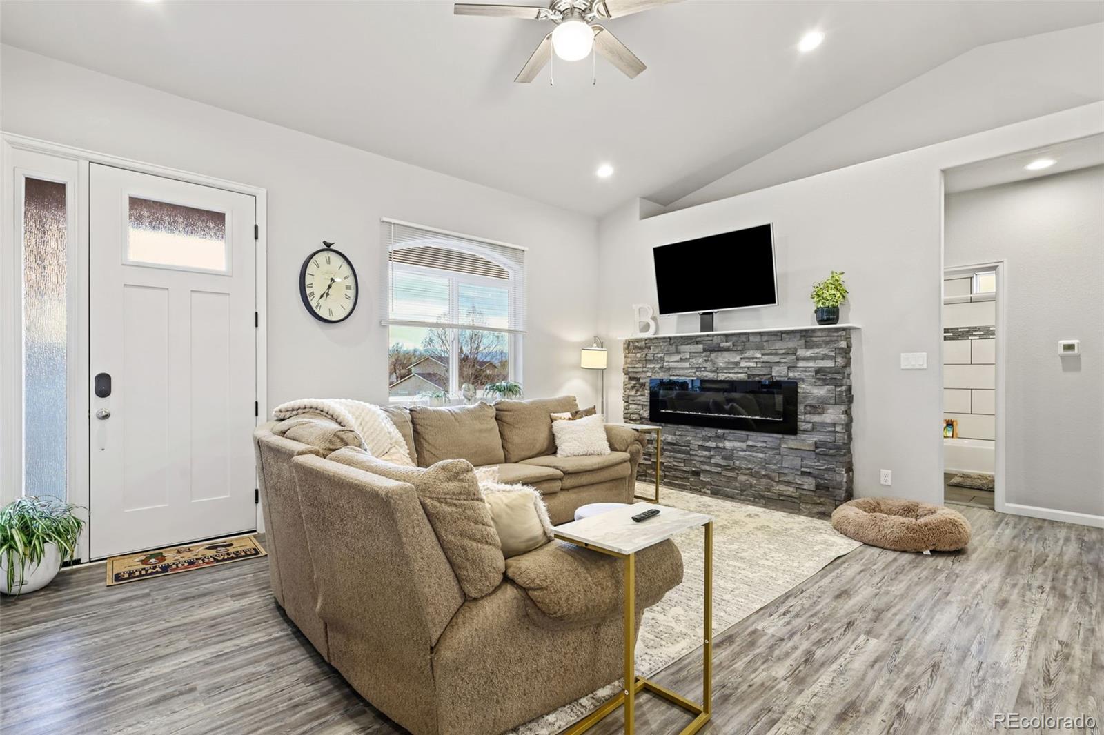 MLS Image #9 for 171 w legend drive,pueblo west, Colorado