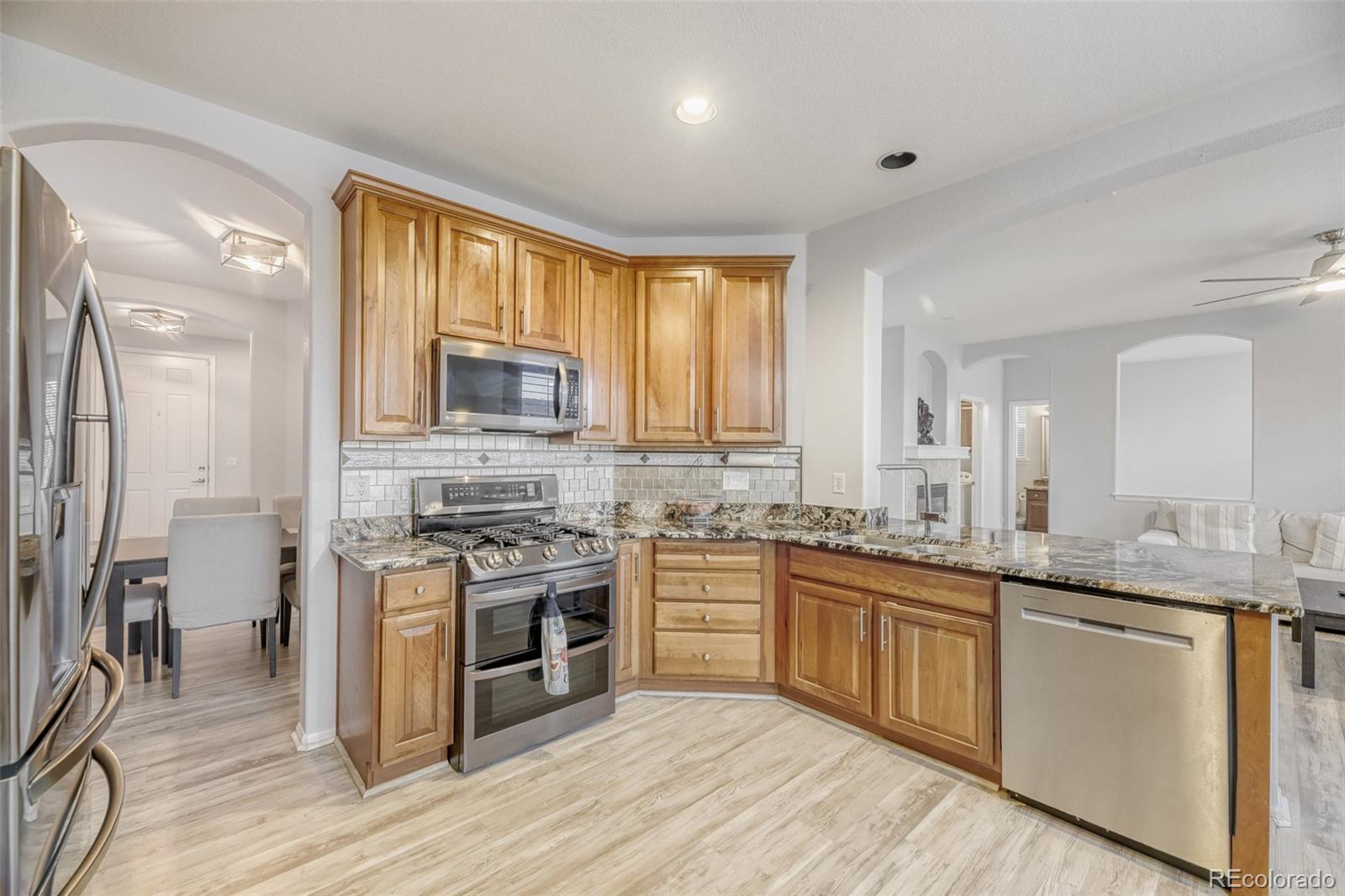 MLS Image #5 for 10673  cedarcrest circle,highlands ranch, Colorado