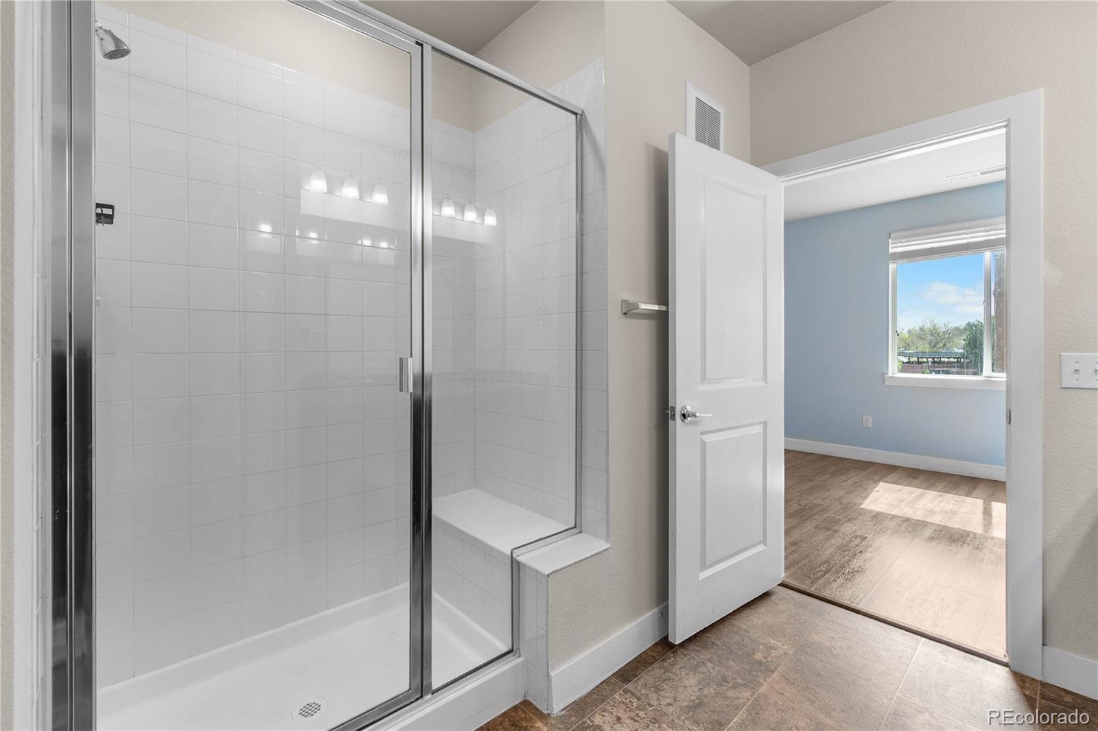 MLS Image #20 for 14301 e tennessee avenue,aurora, Colorado
