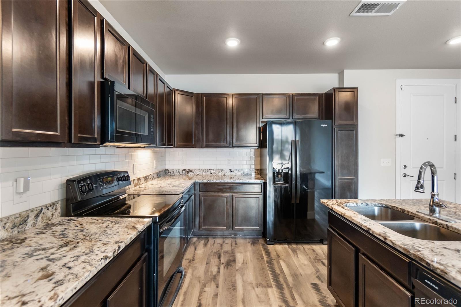 MLS Image #8 for 14301 e tennessee avenue,aurora, Colorado