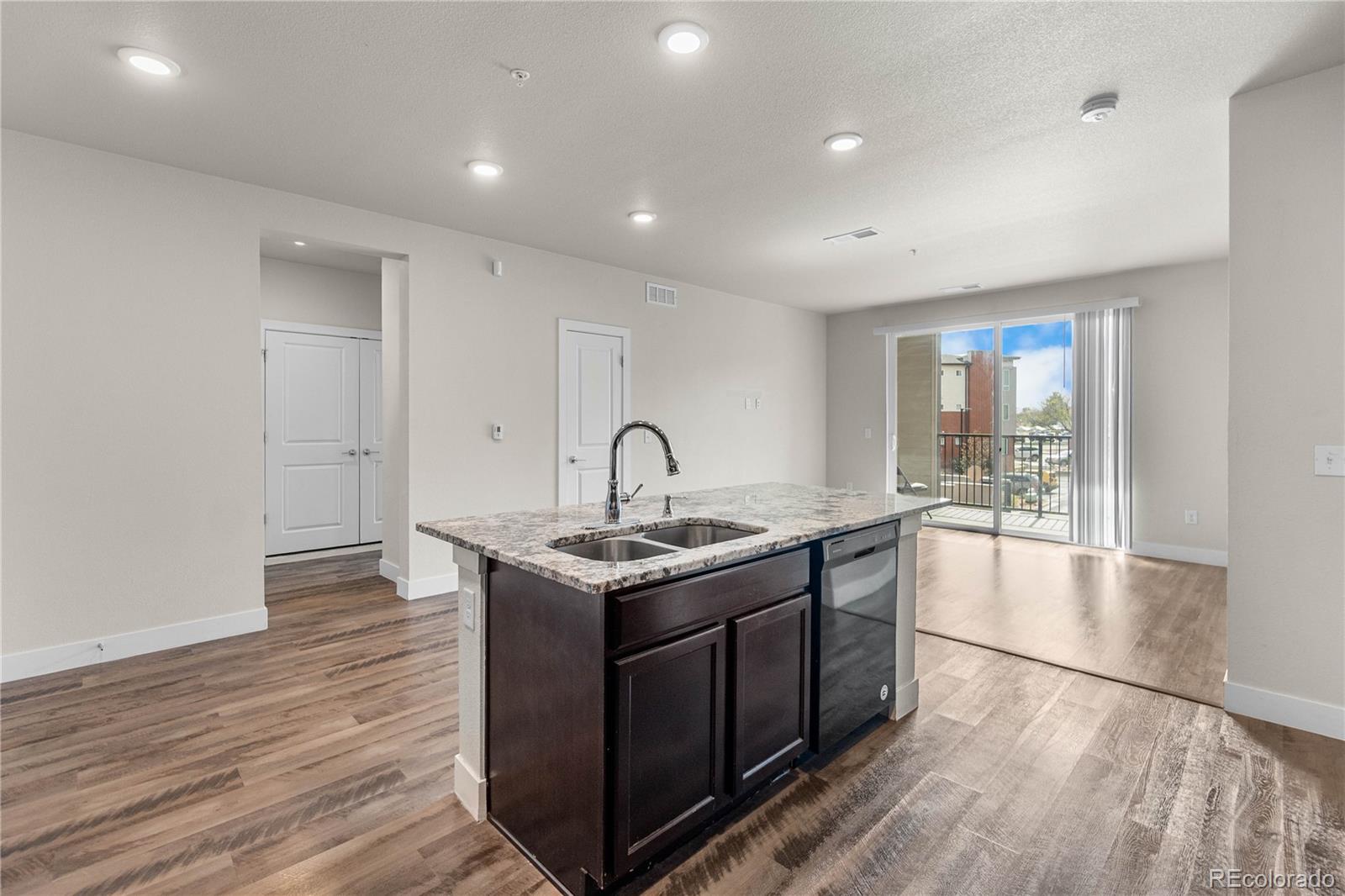 MLS Image #9 for 14301 e tennessee avenue,aurora, Colorado