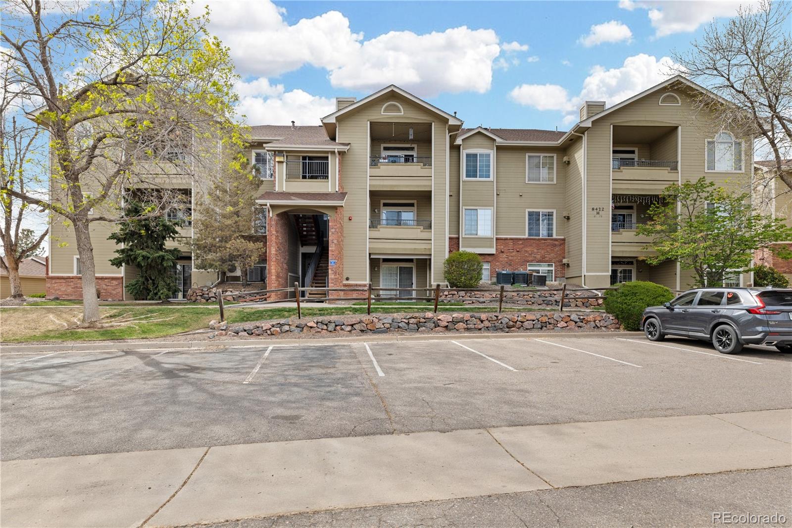 MLS Image #1 for 8422 s upham way,littleton, Colorado