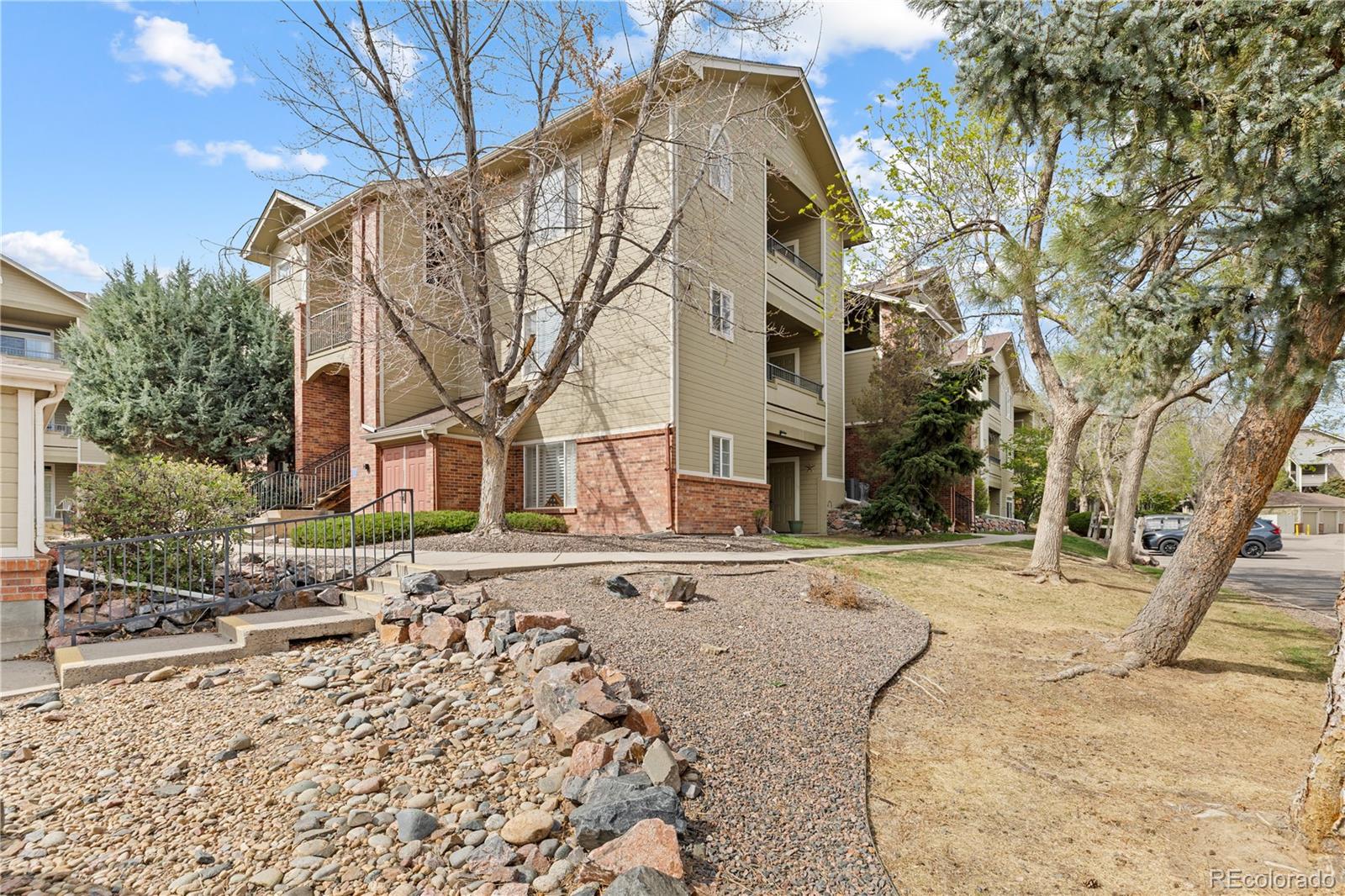 MLS Image #2 for 8422 s upham way,littleton, Colorado