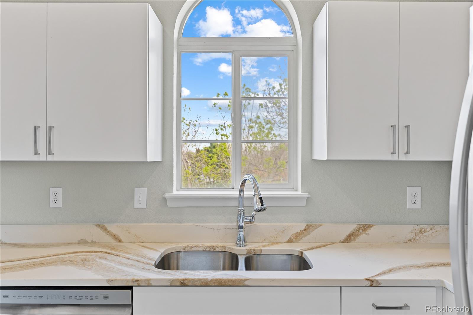 MLS Image #20 for 8422 s upham way,littleton, Colorado