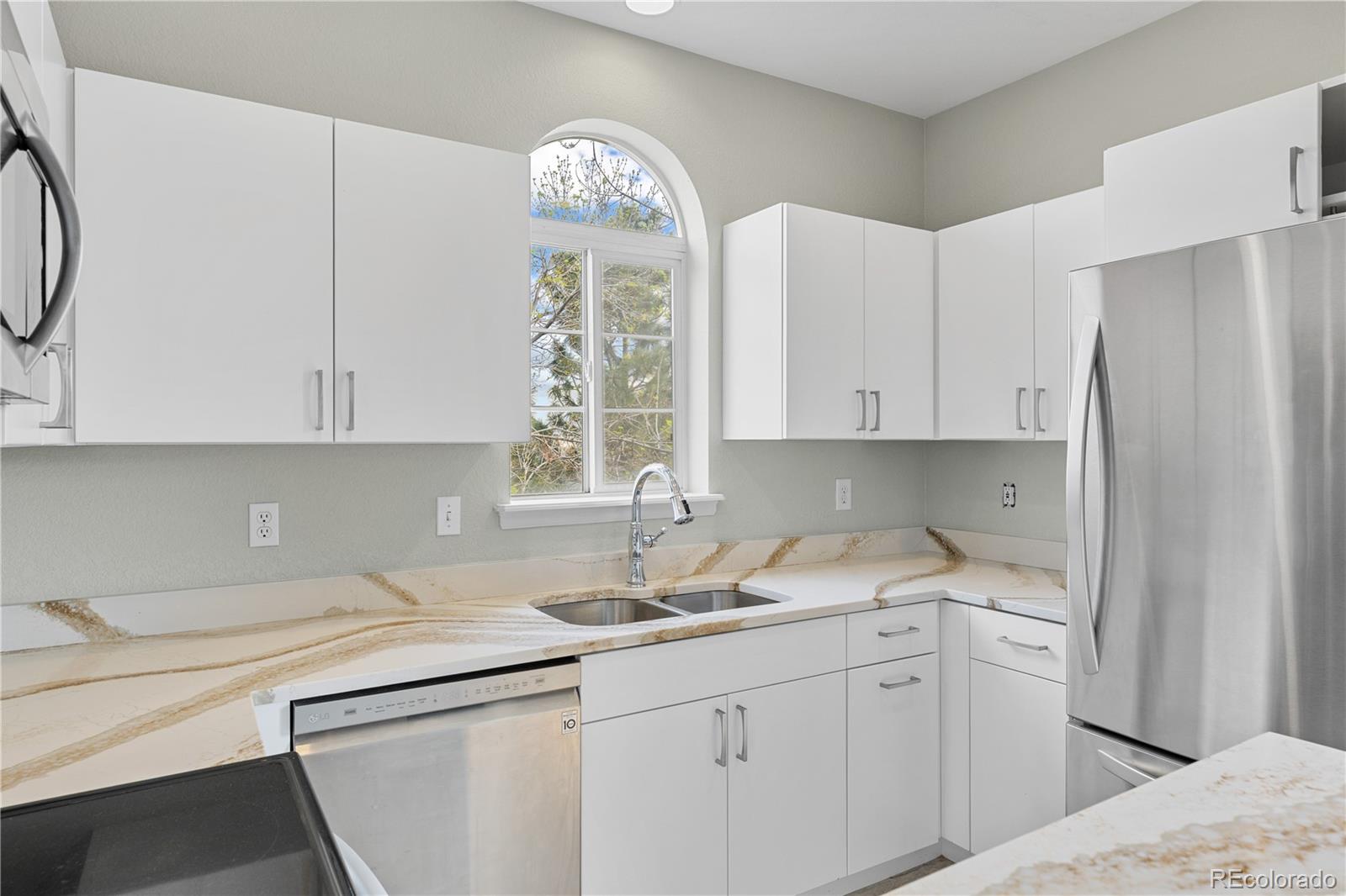 MLS Image #22 for 8422 s upham way,littleton, Colorado