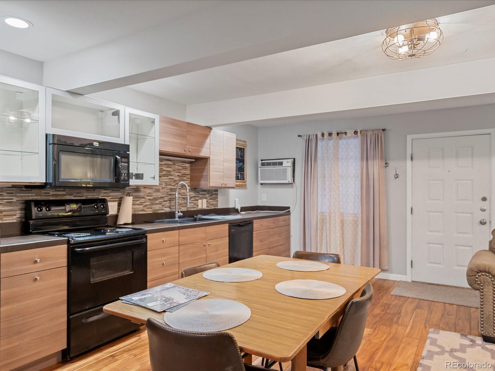 MLS Image #4 for 5873 s prince street,littleton, Colorado