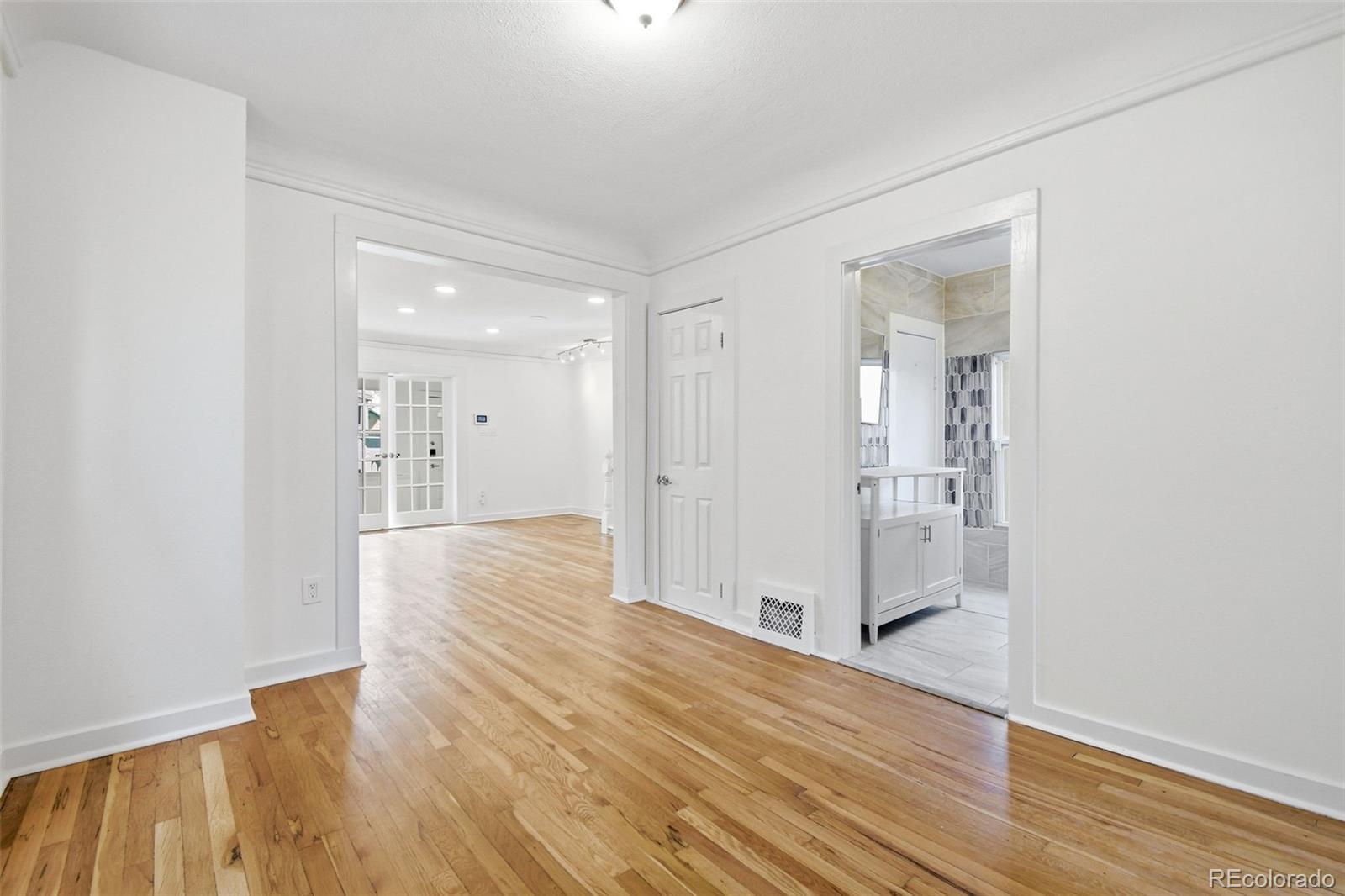 MLS Image #13 for 4182  yates street,denver, Colorado