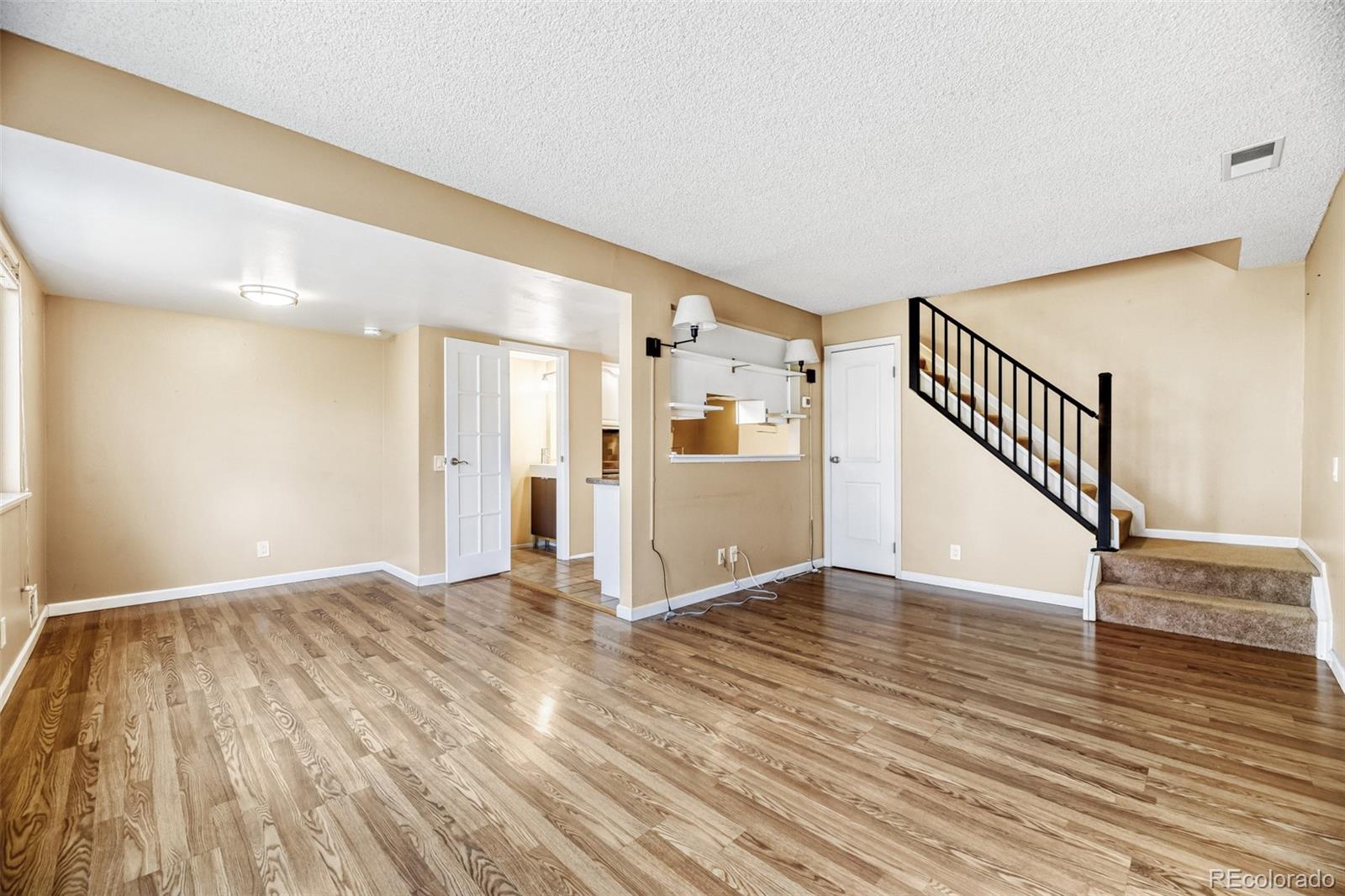 MLS Image #2 for 9195 e lehigh avenue,denver, Colorado