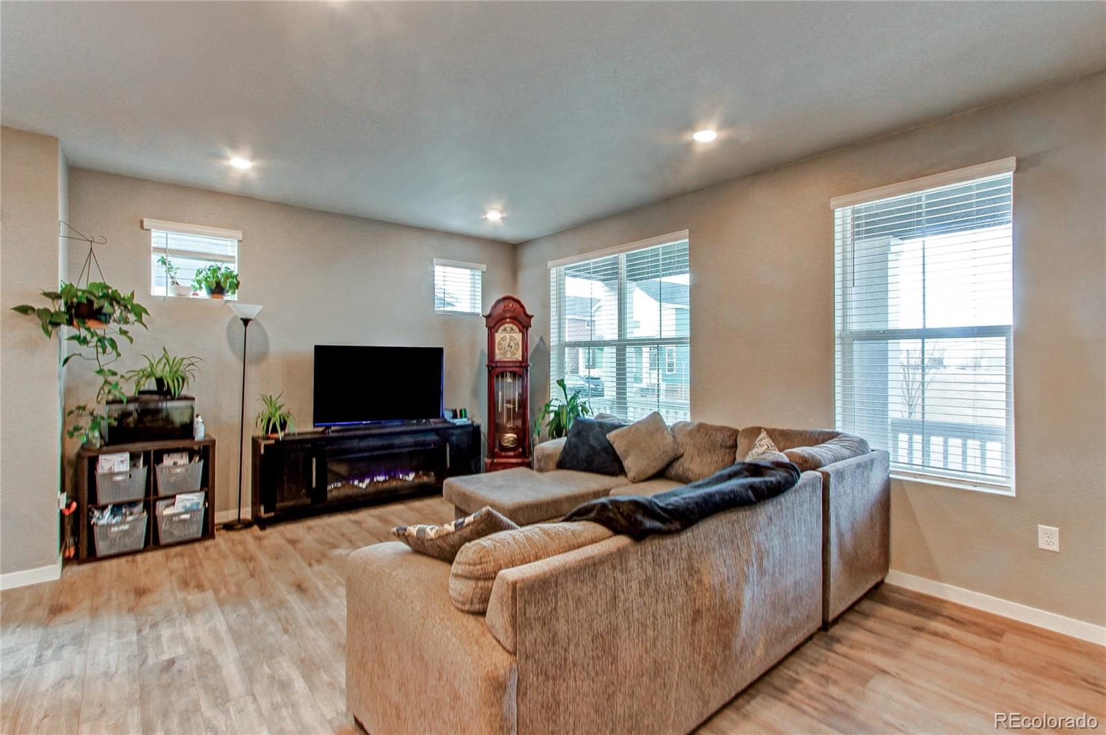 MLS Image #7 for 740  cottonwood avenue,bennett, Colorado