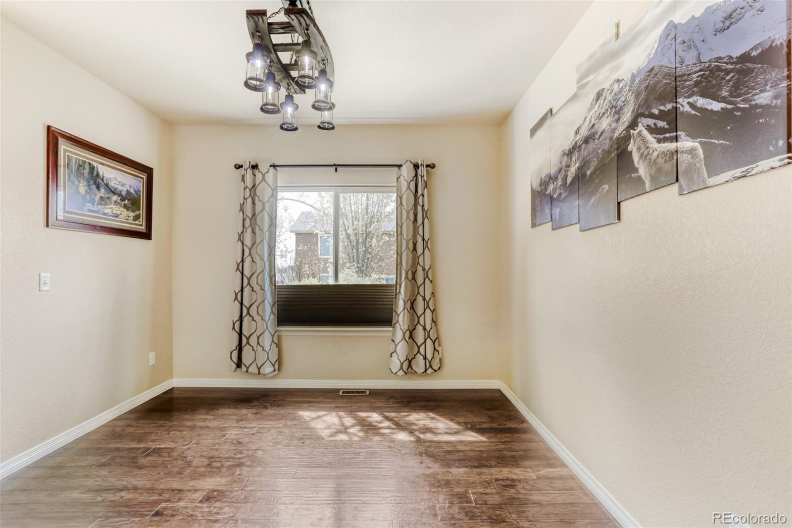 MLS Image #10 for 2760  bridle drive,mead, Colorado