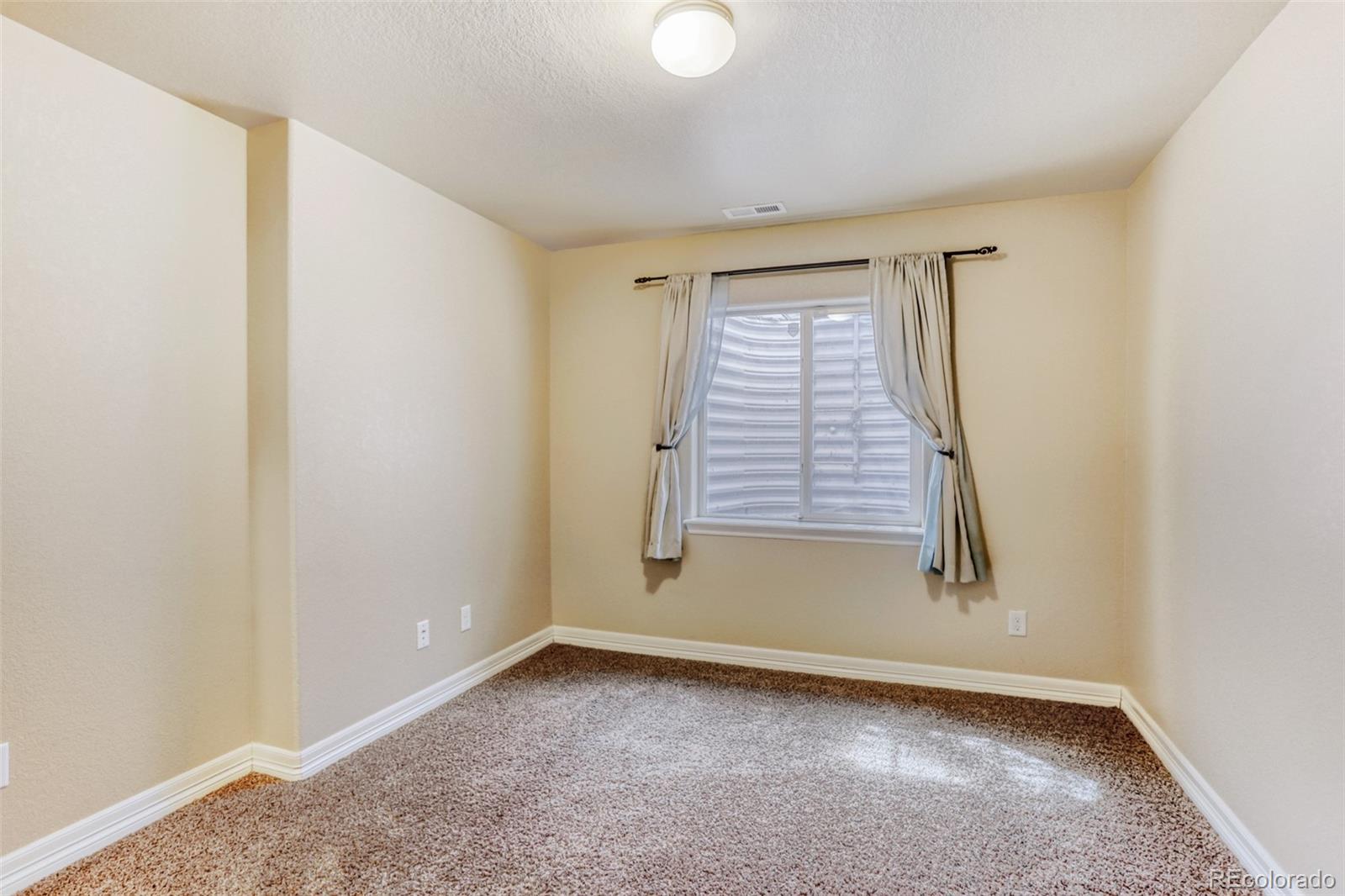 MLS Image #30 for 2760  bridle drive,mead, Colorado