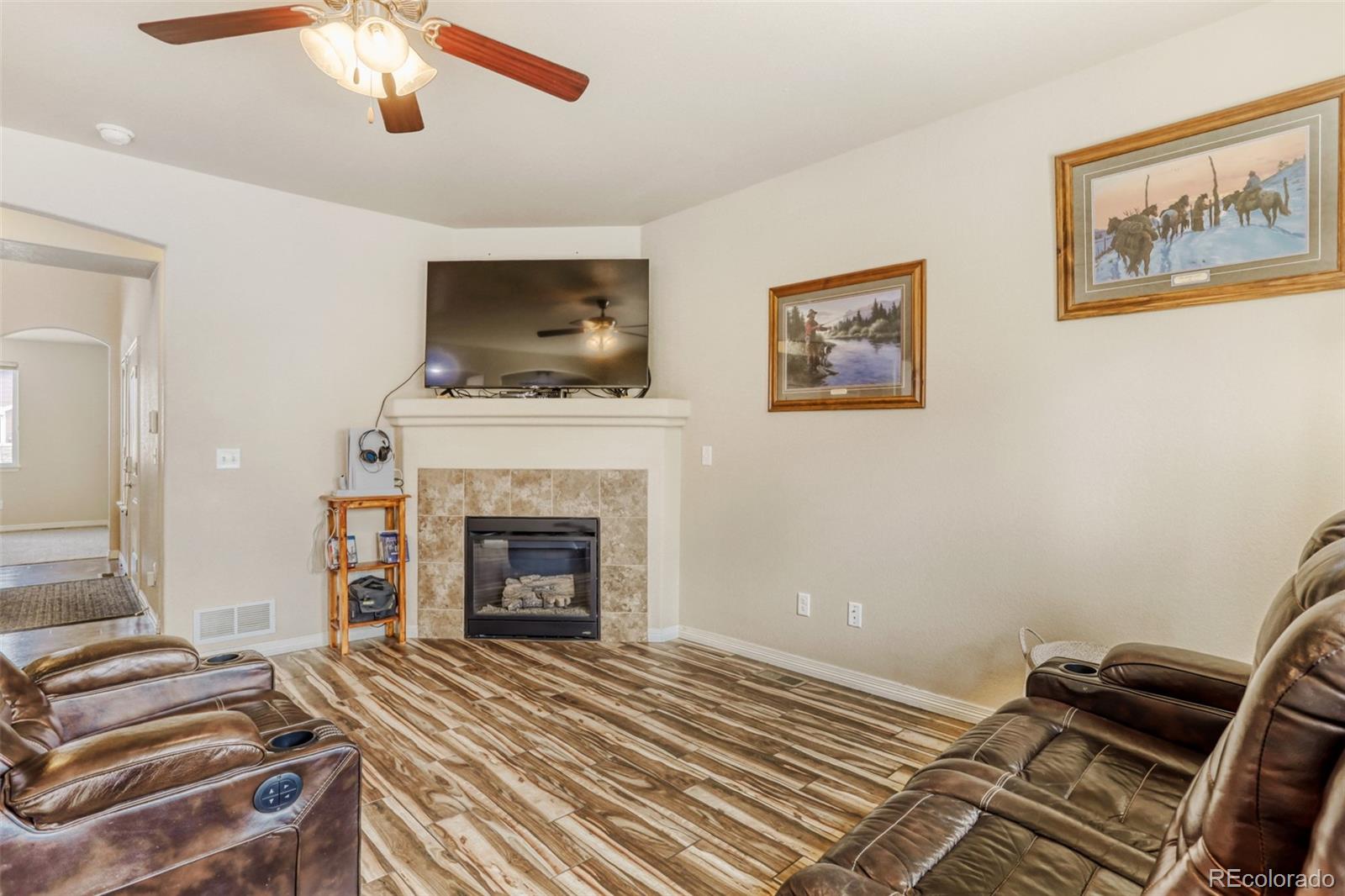 MLS Image #7 for 2760  bridle drive,mead, Colorado
