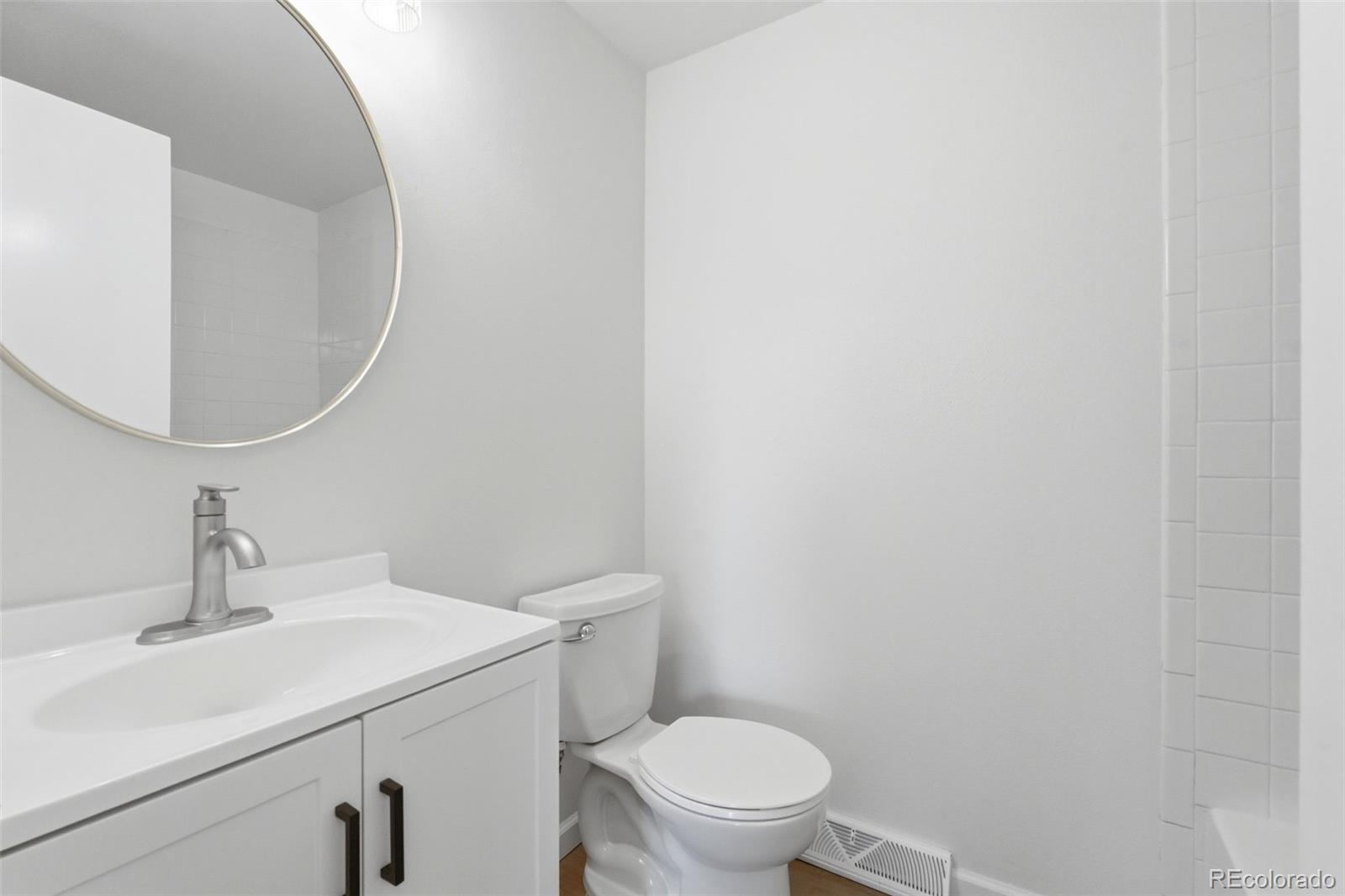 MLS Image #15 for 2417 e geddes place,centennial, Colorado
