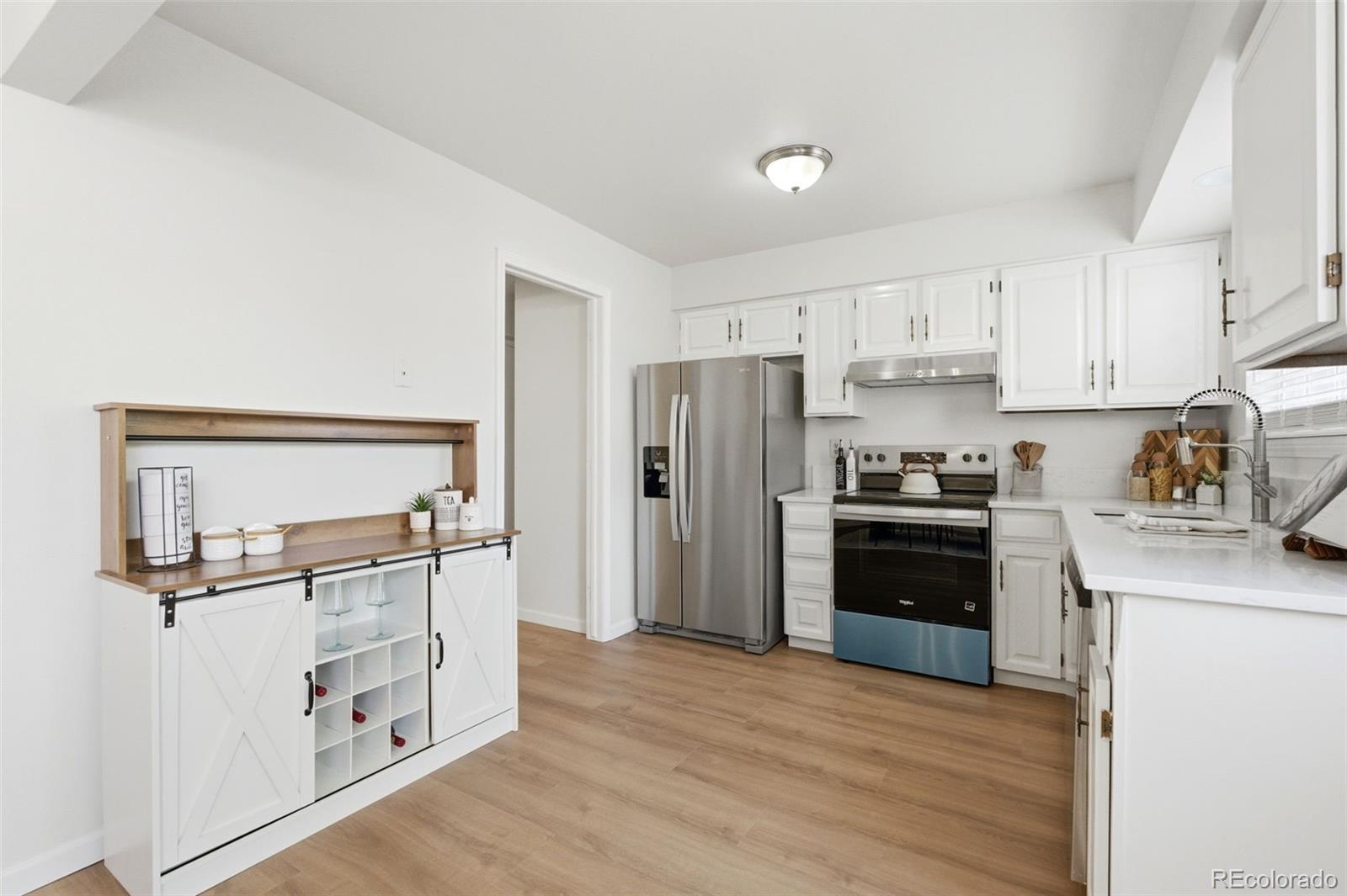 MLS Image #5 for 2417 e geddes place,centennial, Colorado