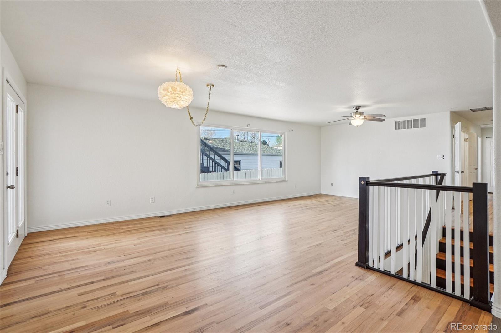 MLS Image #10 for 6704  grove street,denver, Colorado