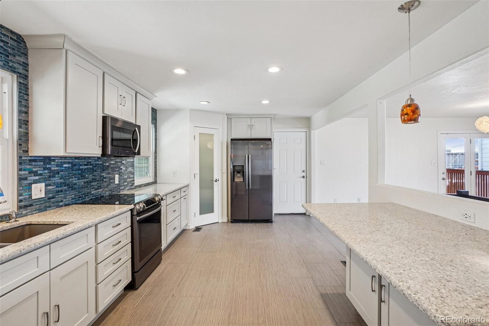 MLS Image #11 for 6704  grove street,denver, Colorado