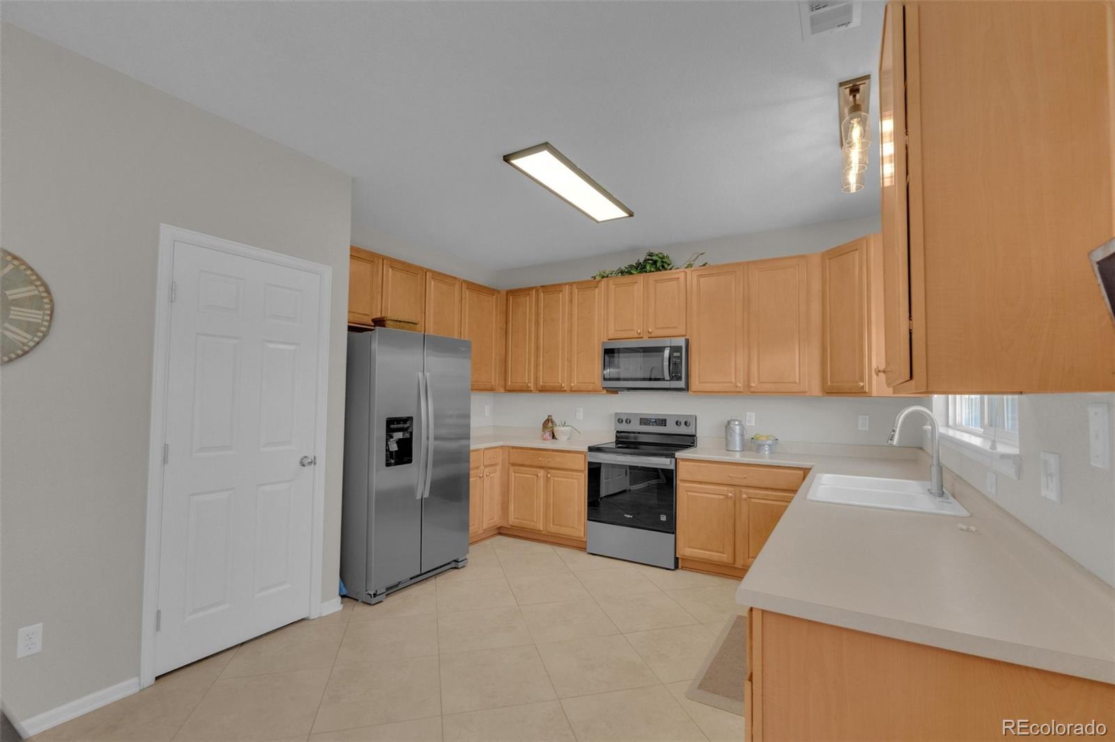 MLS Image #12 for 7440 s nucla street,aurora, Colorado