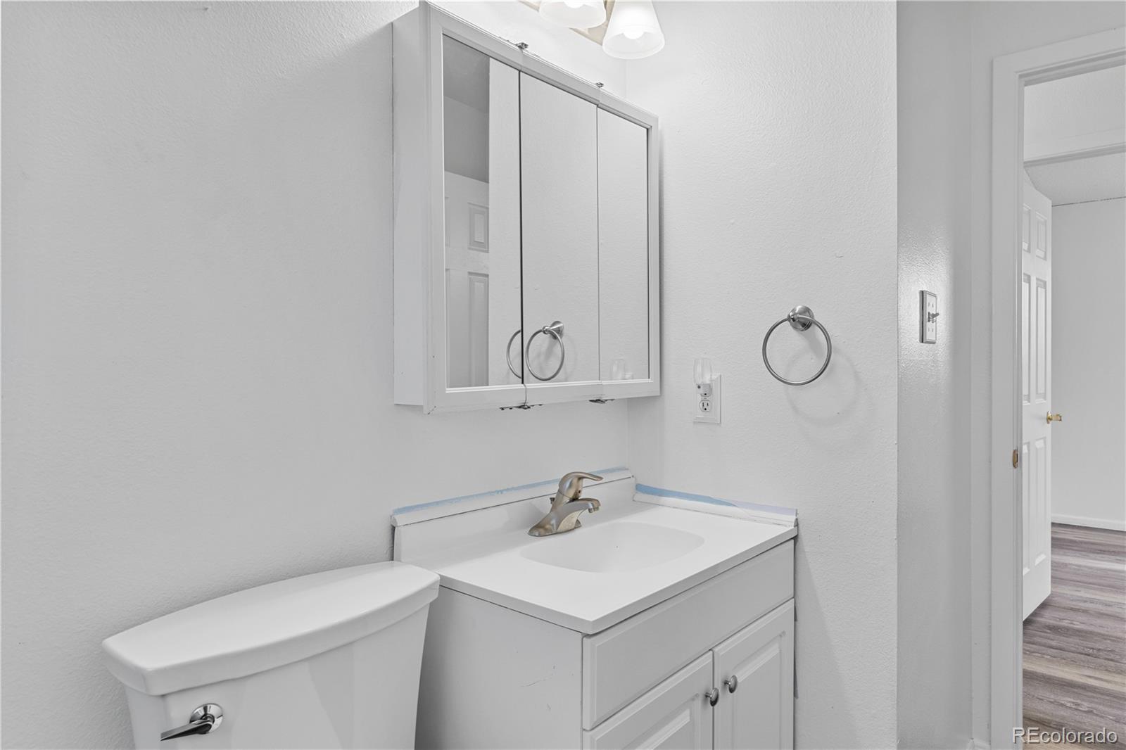MLS Image #29 for 13041  olmsted place,denver, Colorado