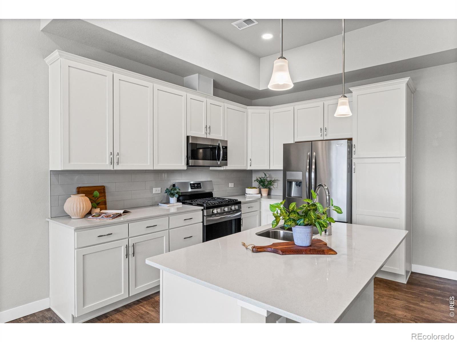 MLS Image #12 for 4115  north park drive,loveland, Colorado