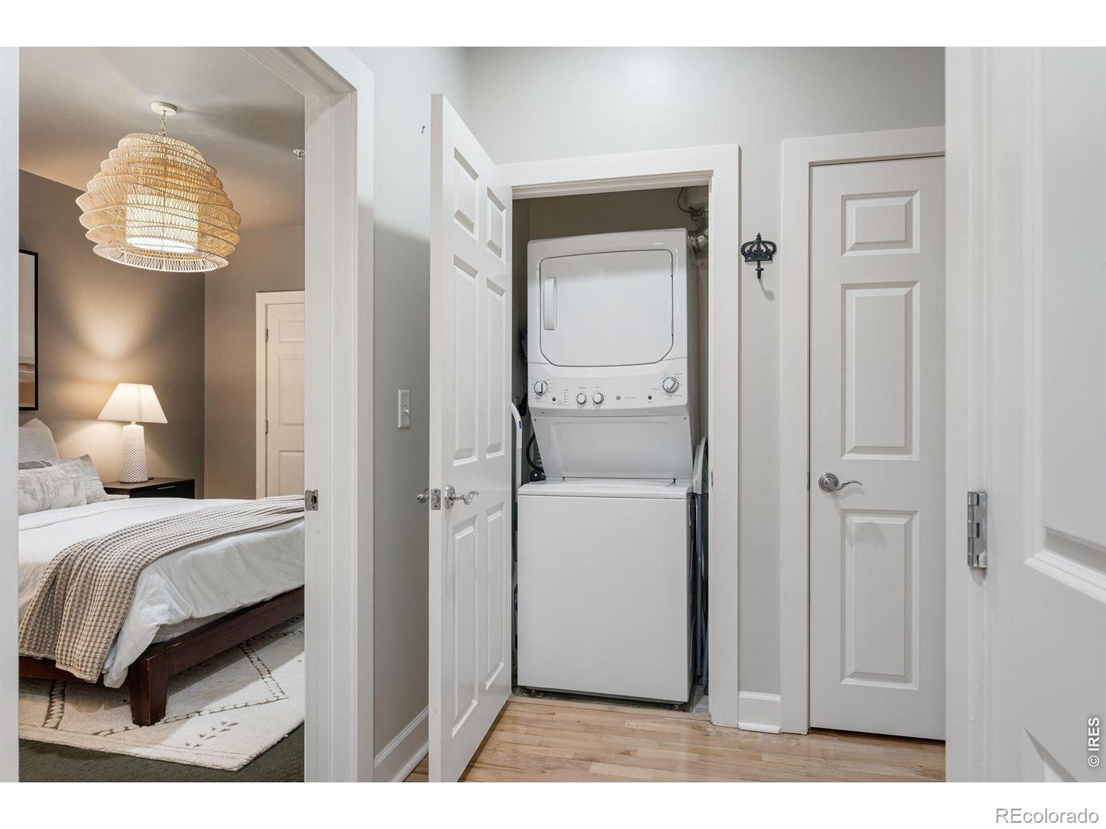 MLS Image #15 for 1630 n clarkson street,denver, Colorado