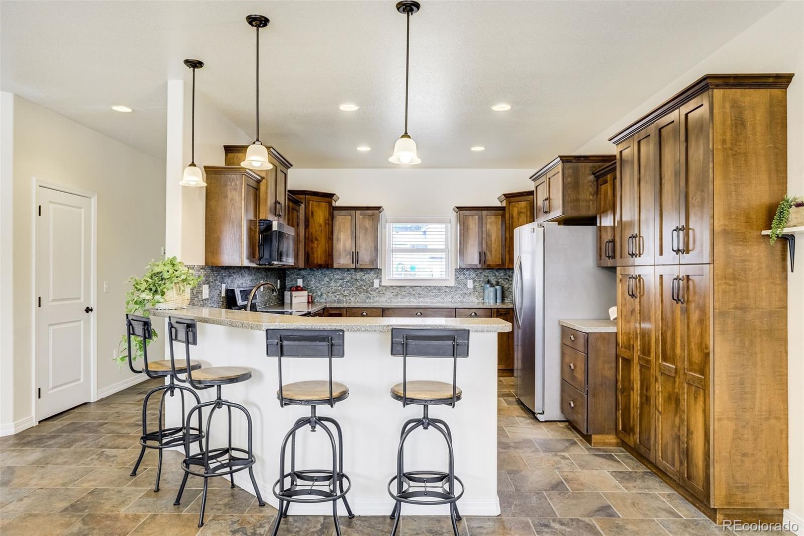 MLS Image #21 for 675  9th street,limon, Colorado