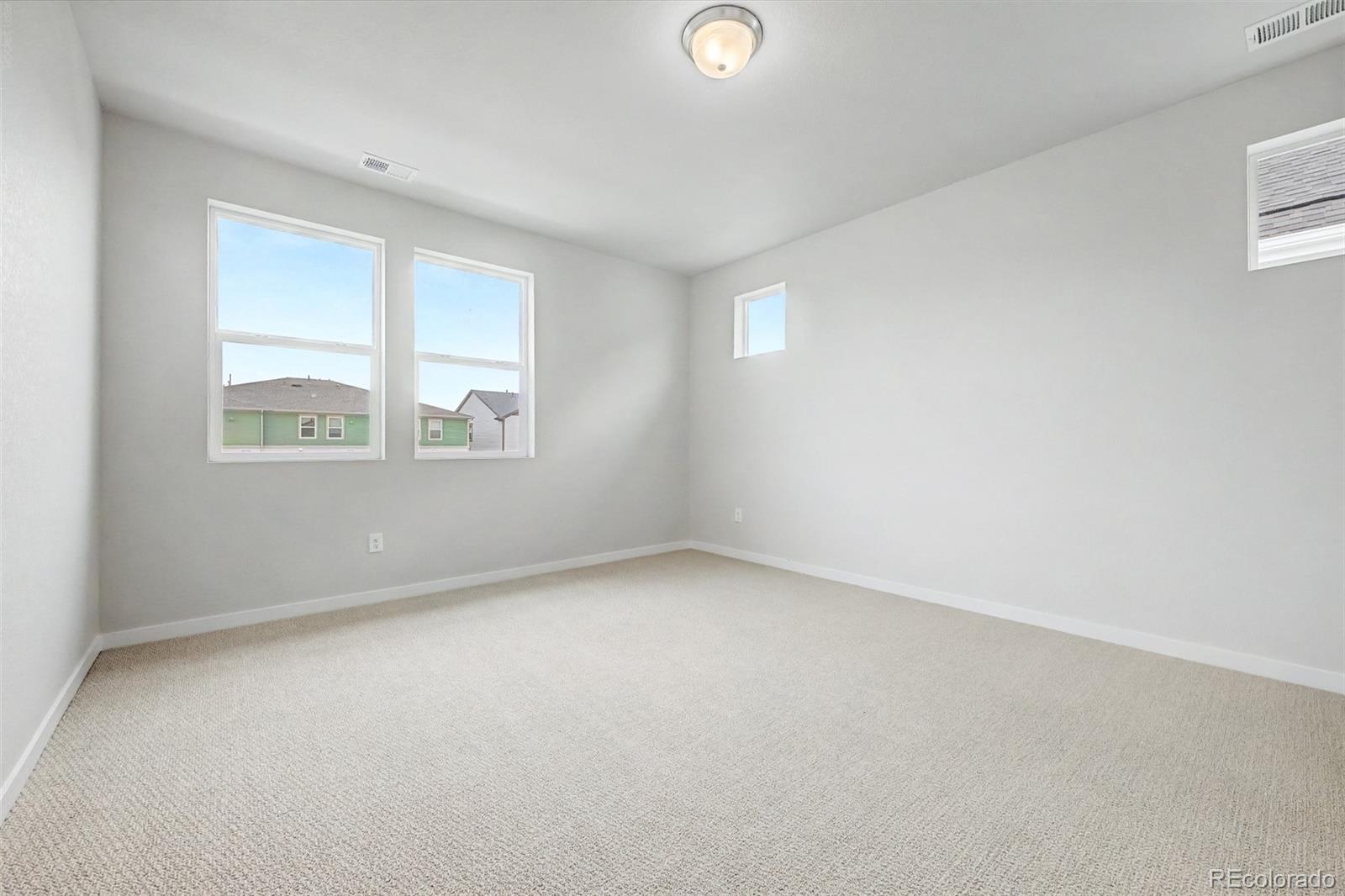 MLS Image #19 for 5802 n perth street,aurora, Colorado